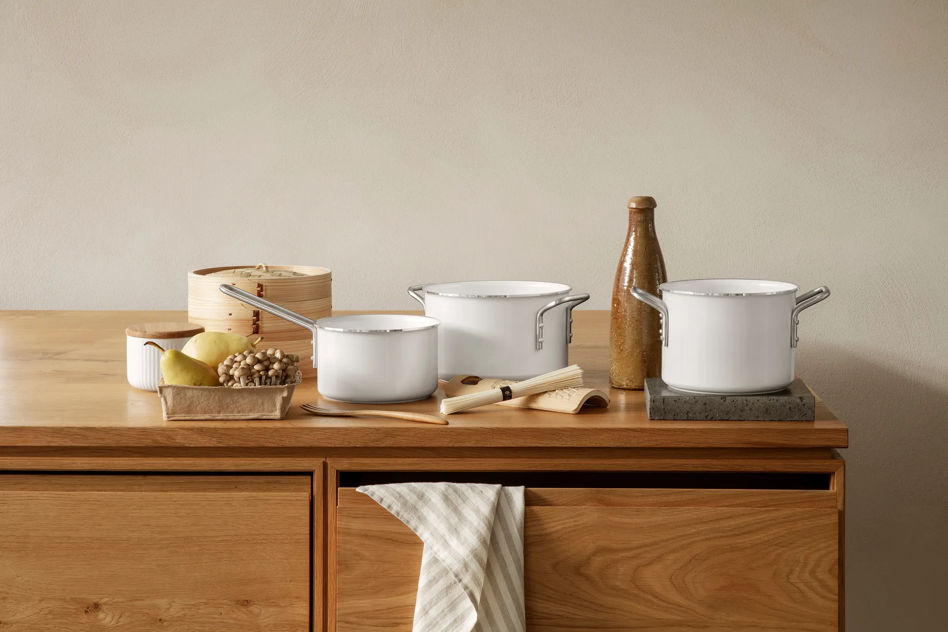 Eva Trio White Line marmite en céramique antiadhésive, 2,5 L Eva Solo