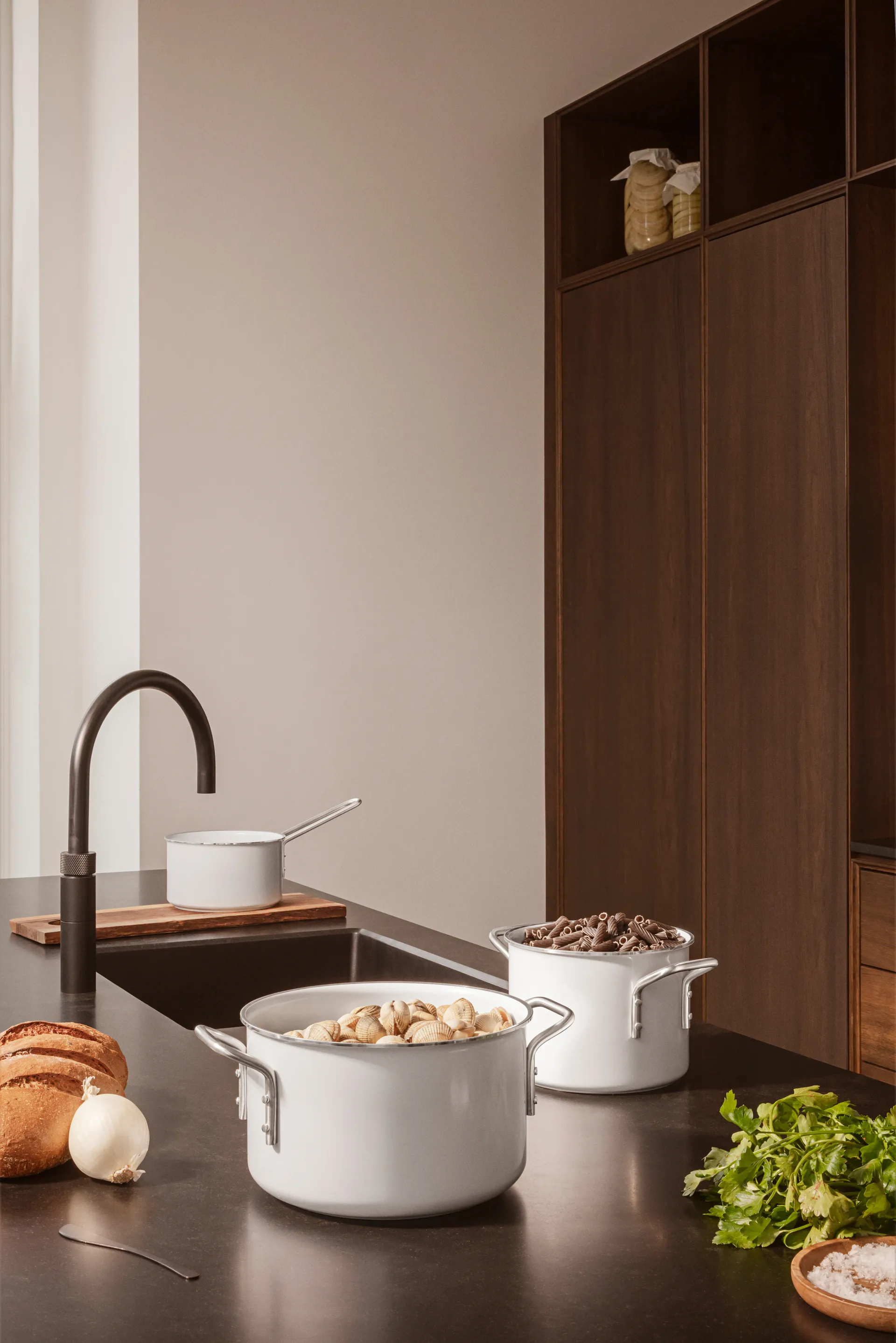 Eva Trio White Line marmite en céramique antiadhésive, 3,8 L Eva Solo