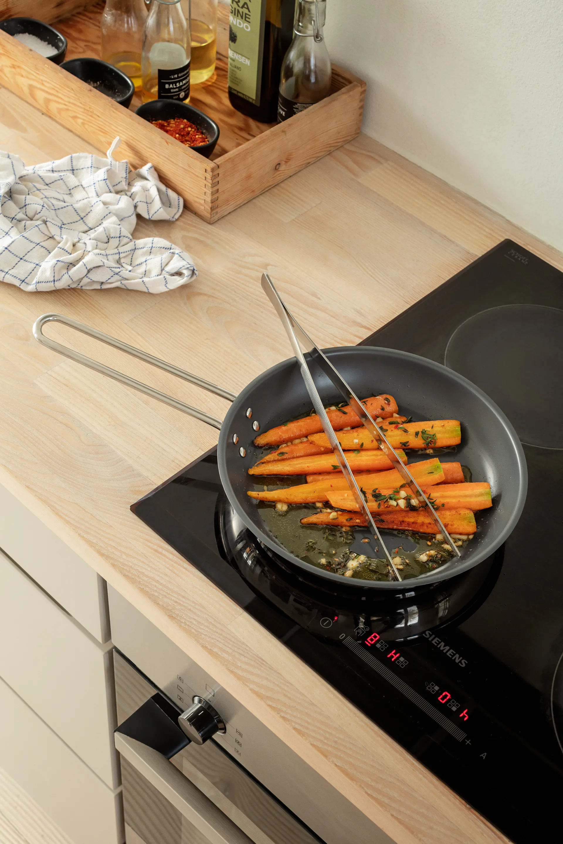 Pince de cuisine Eva Trio  , Acier inoxydable Eva Solo