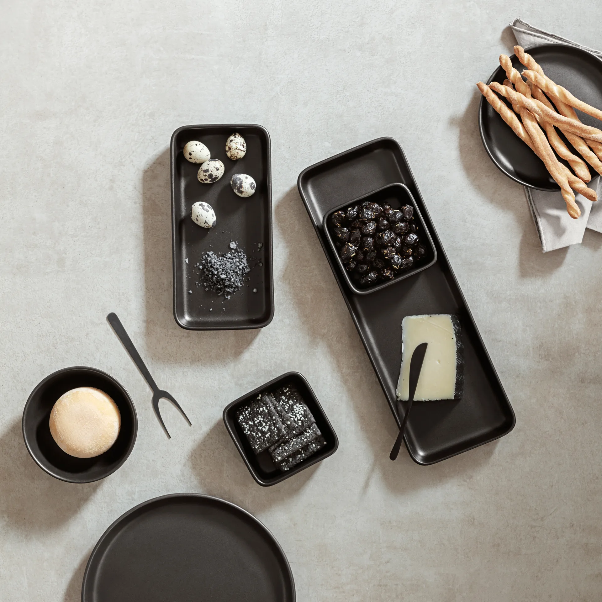Plat à service Nordic Kitchen 13x37 cm, Noir Eva Solo