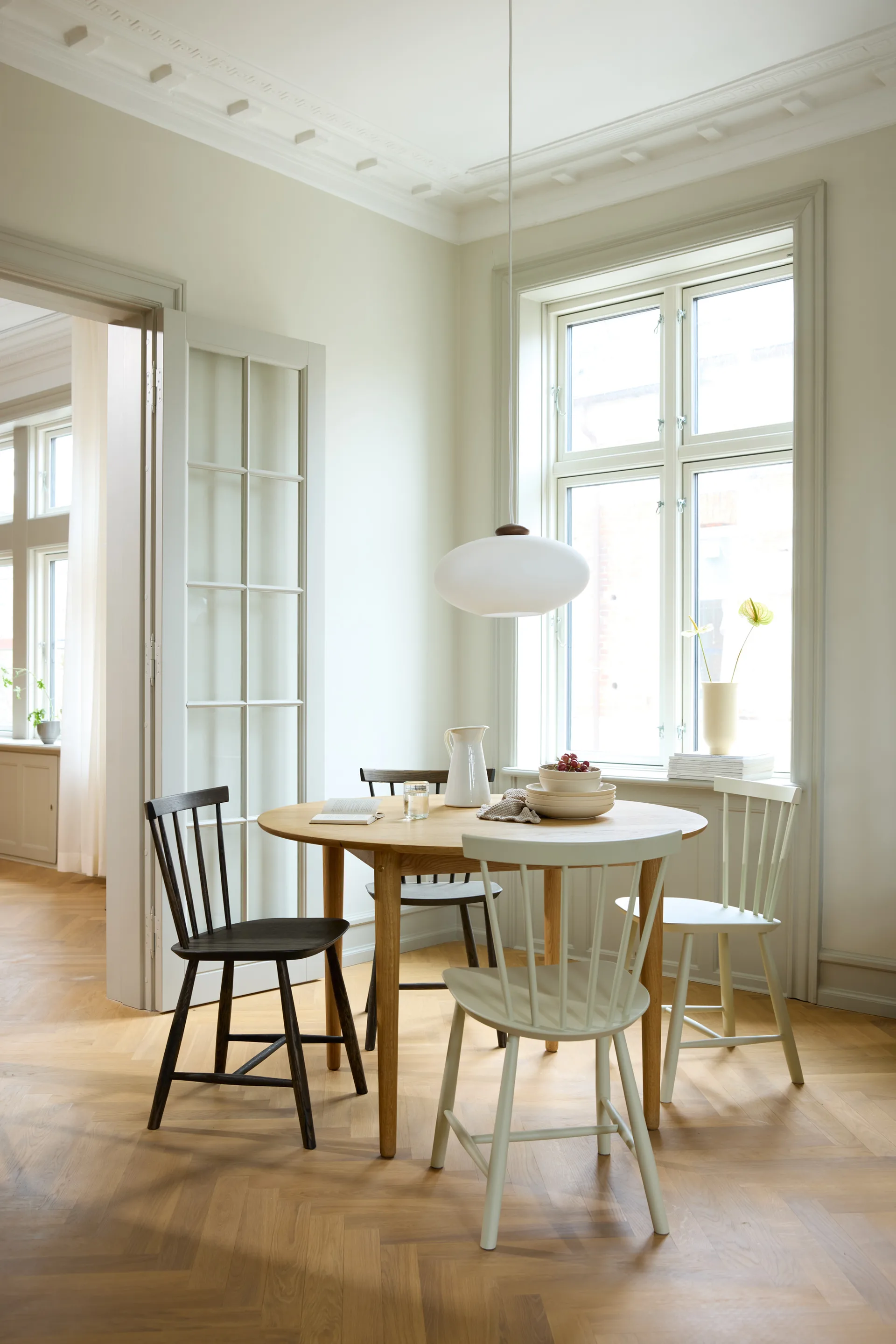 Chaise J46, Beech violet hair painted FDB Møbler