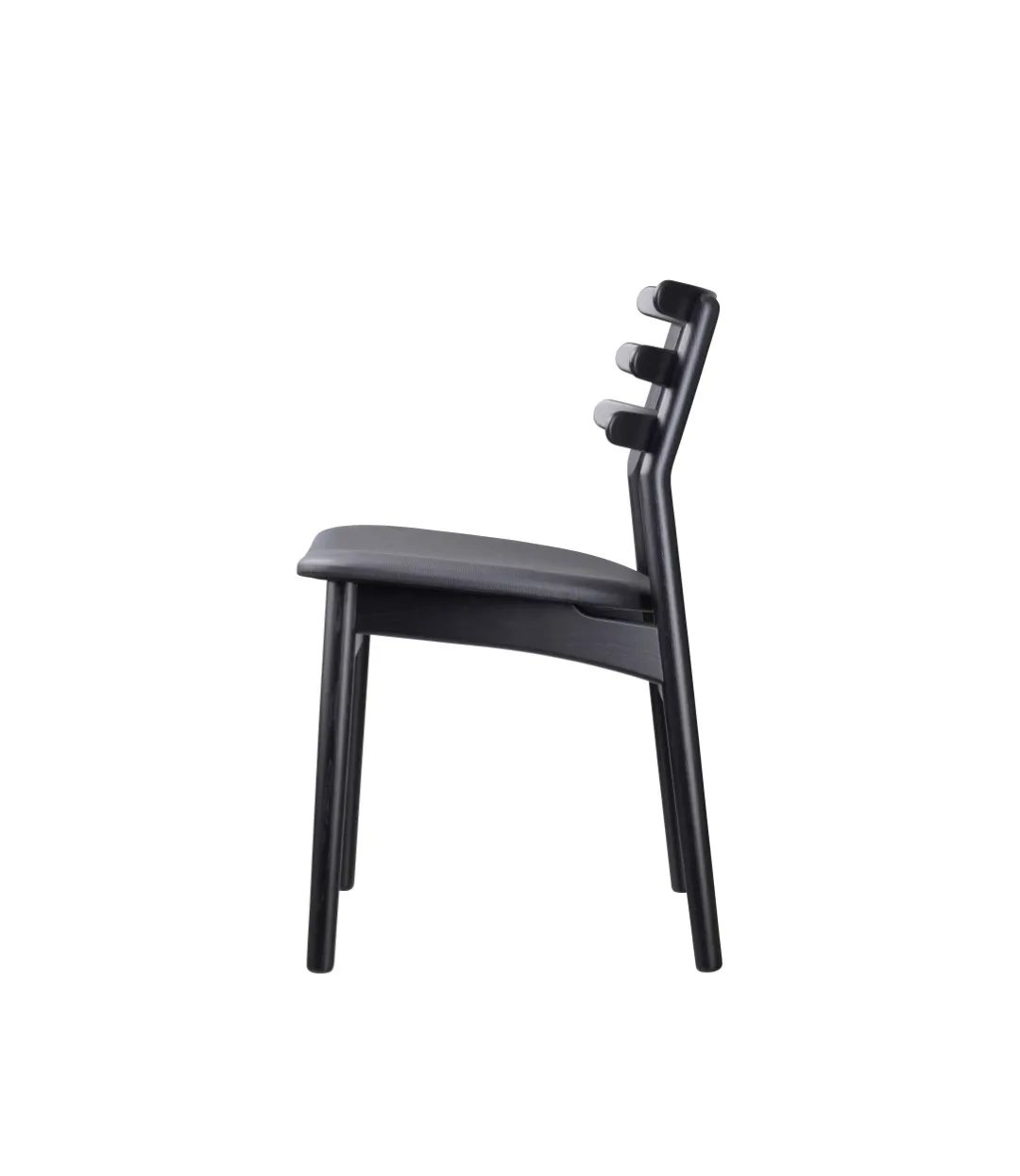 Chaise J48, Oak black painted-black leather FDB Møbler