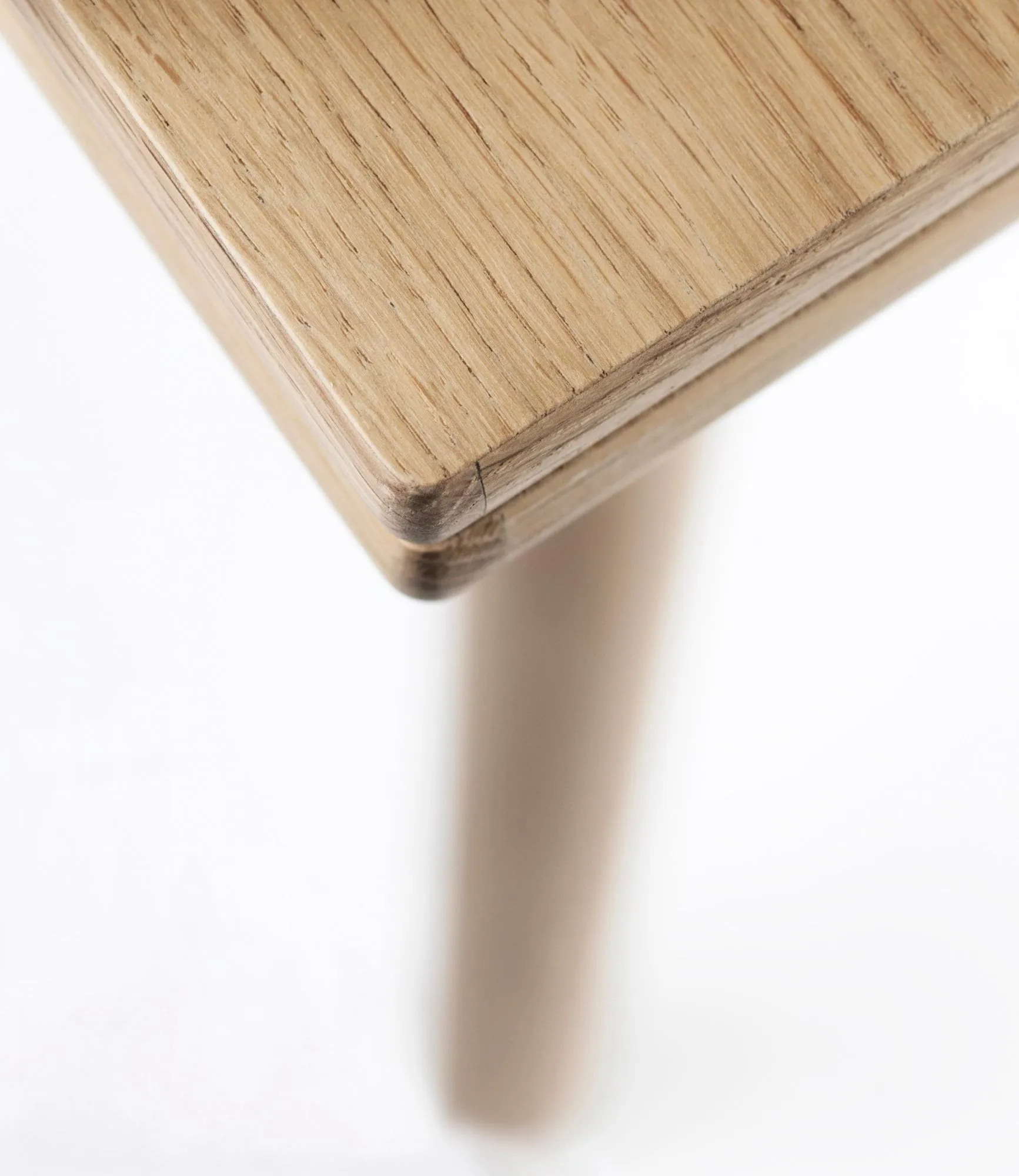 Table à manger C35AH Dutch Extract 82x82 cm, Oak nature-oak nature lacquered FDB Møbler