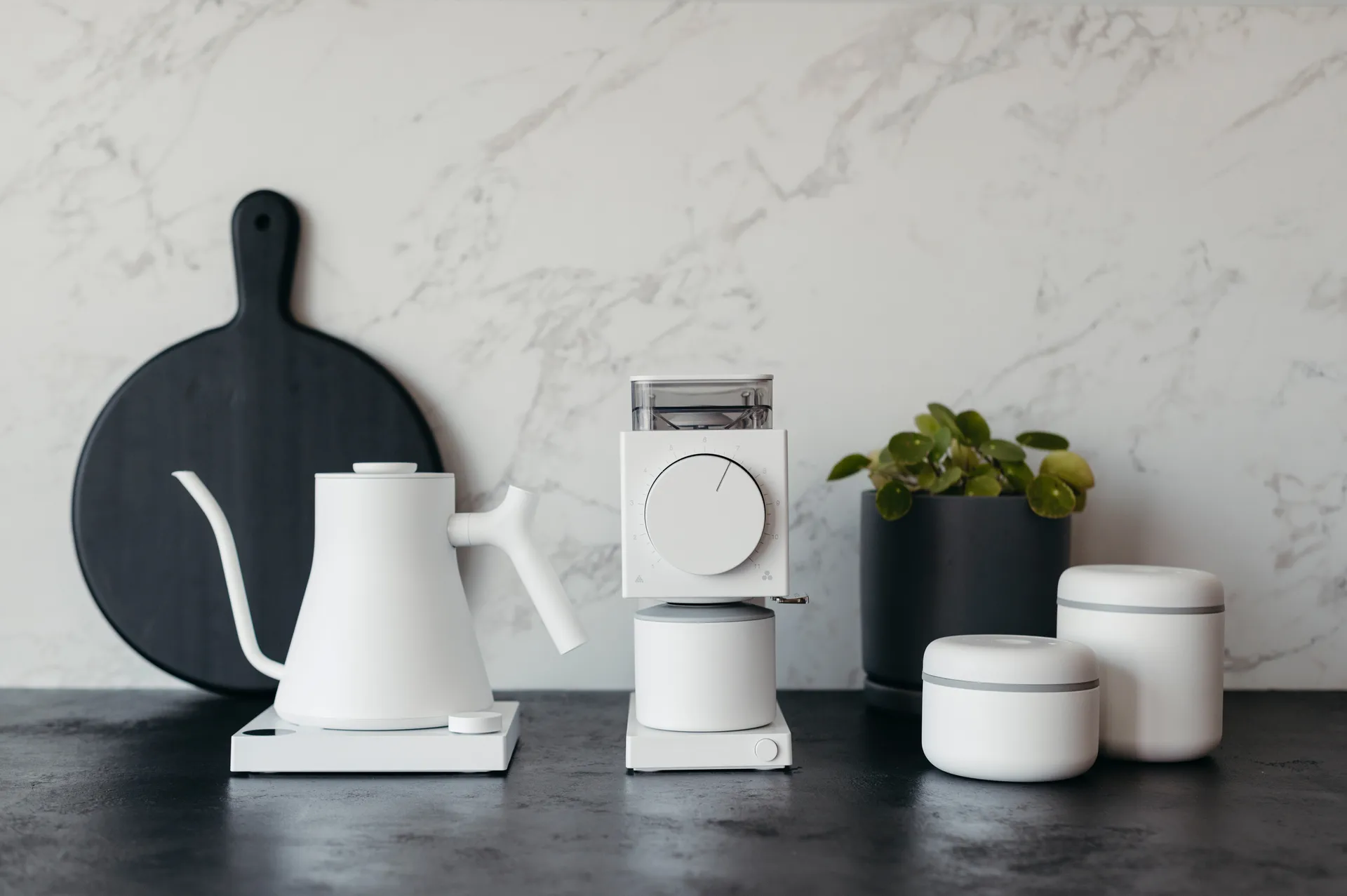 Bouilloire électrique Stagg EKG Pro 0,9 L, Matte white Fellow