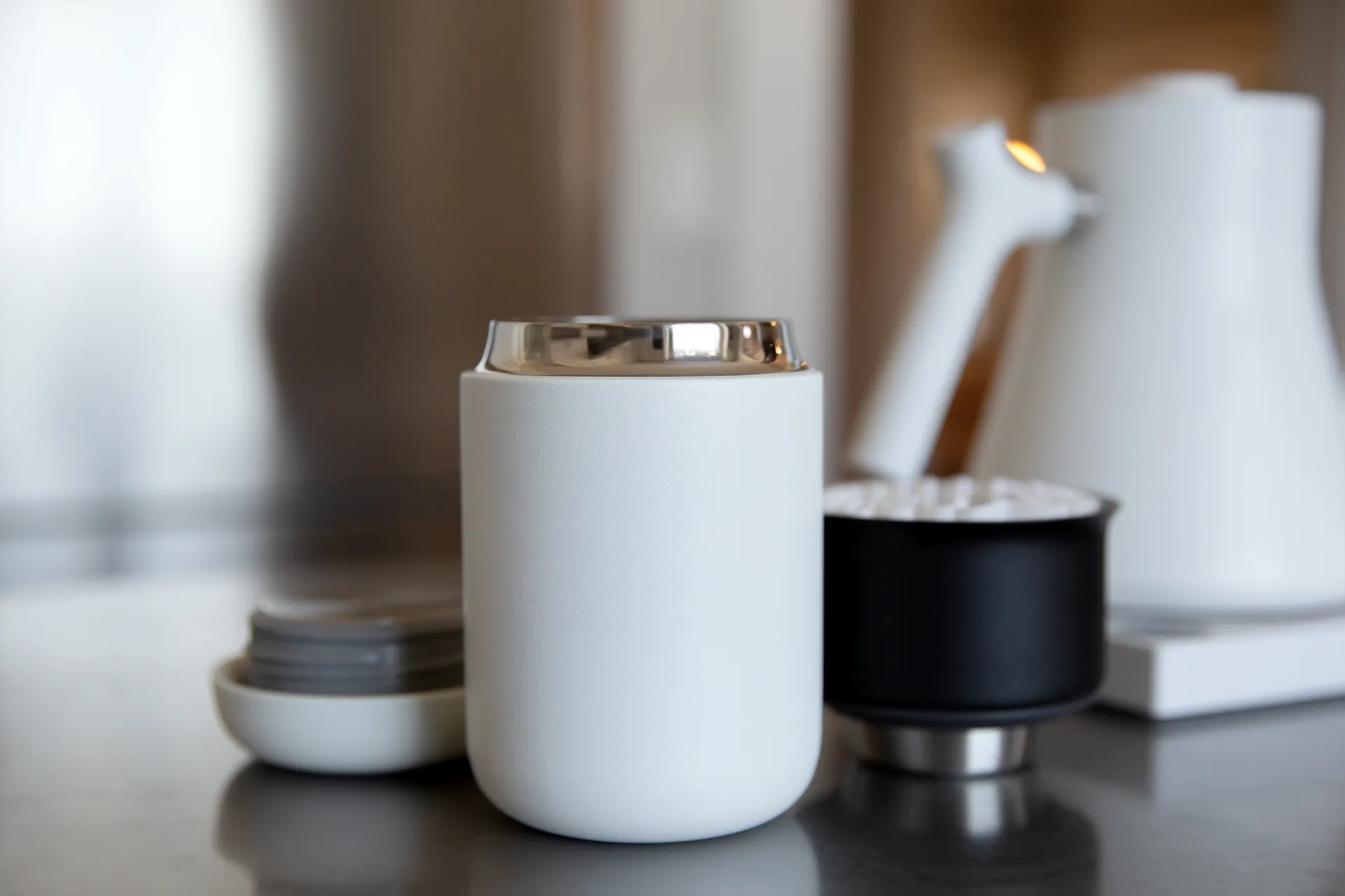 Mug isotherme Carter anti-éclaboussures 35 cl, Matte white Fellow