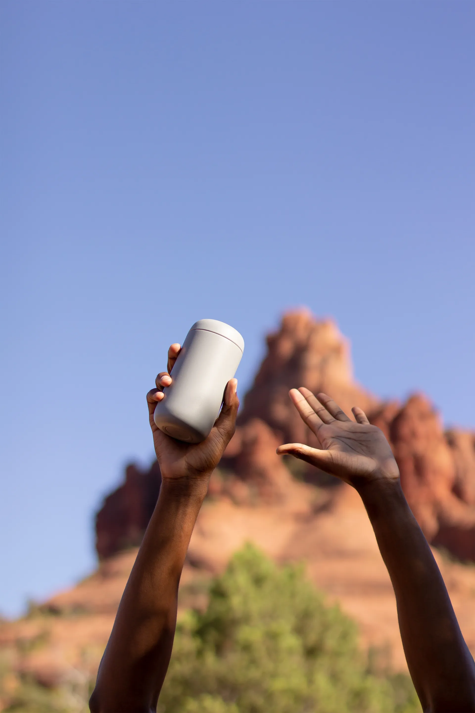 Mug isotherme Carter anti-éclaboussures 47 cl, Matte white Fellow