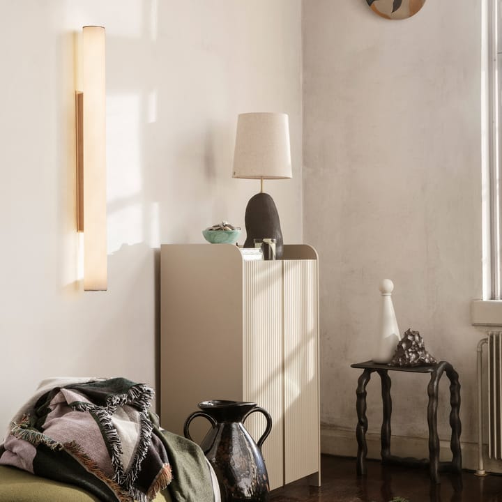 Applique murale Vuelta 100 cm, Blanc-laiton Ferm Living