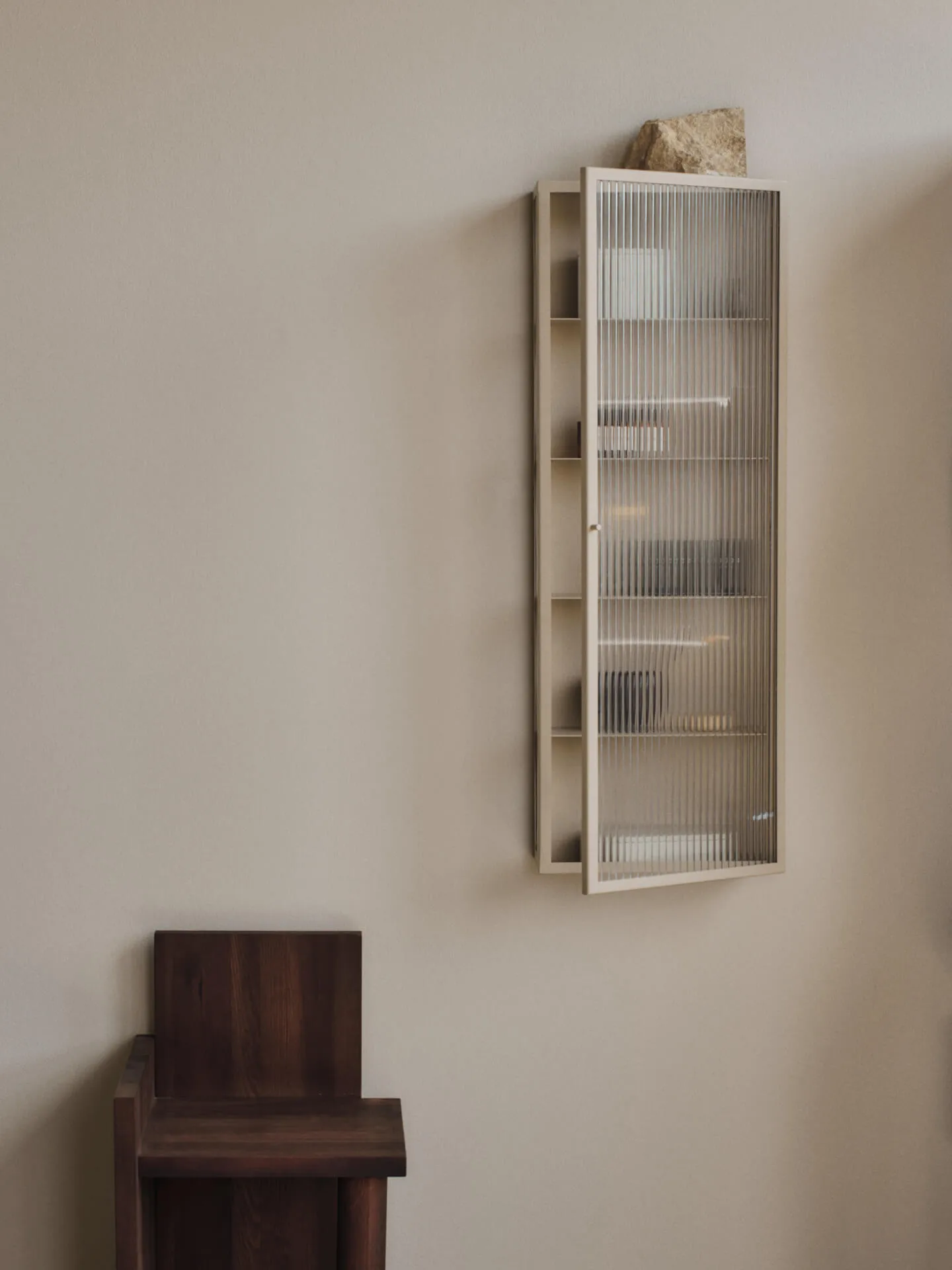 Armoire murale Haze 35x100 cm, Cashmere Ferm Living