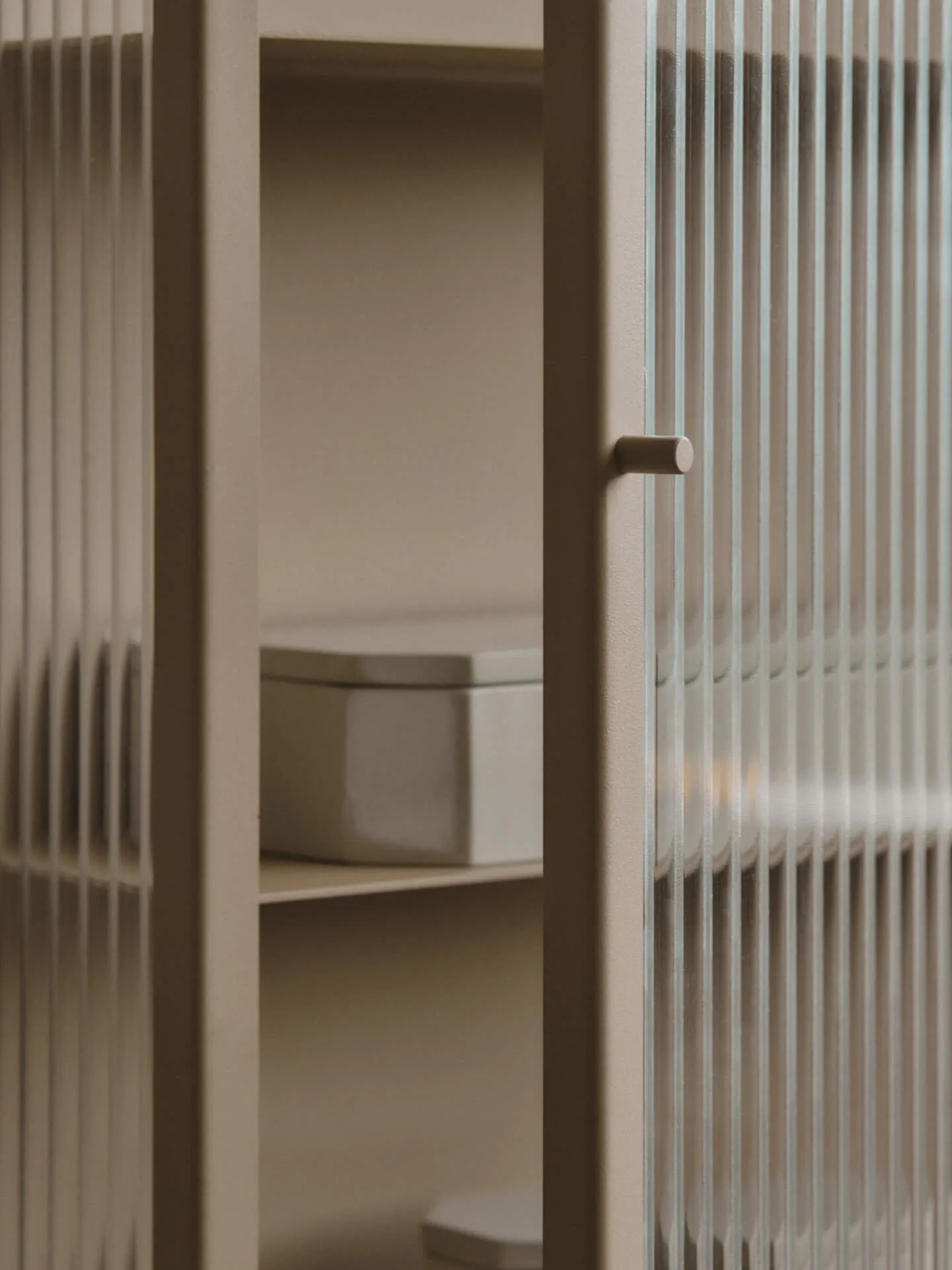 Armoire murale Haze 35x100 cm, Cashmere Ferm Living