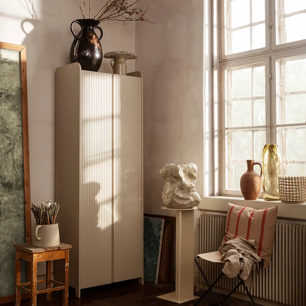 Armoire Sill Tall, cashmere Ferm Living