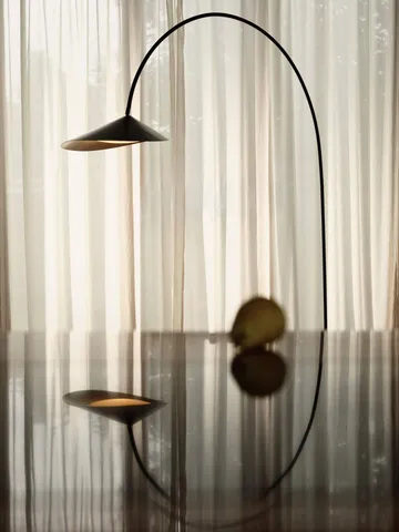 Arum lampadaire arqué - Black - Ferm Living