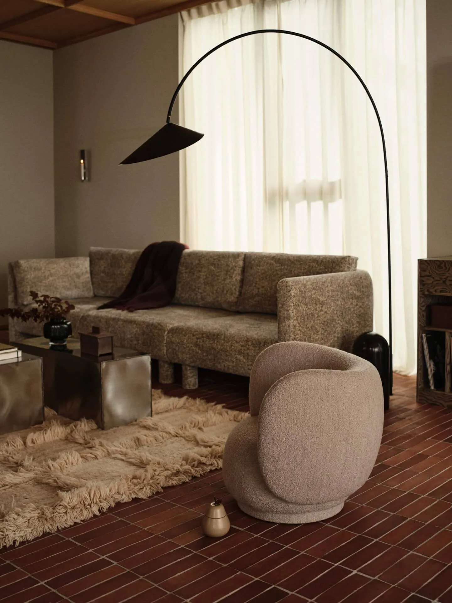 Arum lampadaire arqué, Black Ferm Living