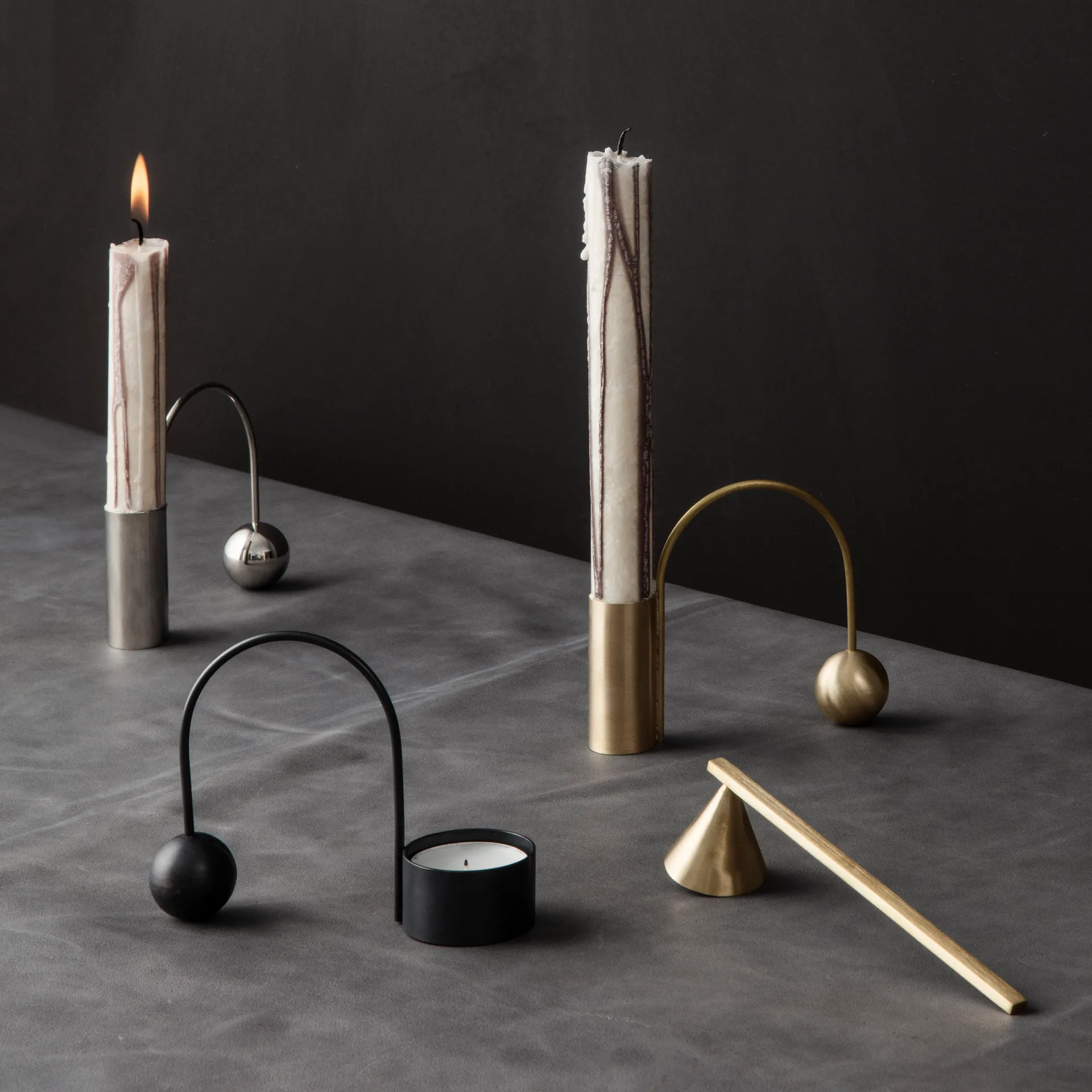 Bougeoir Balance laiton, bougeoir Ferm Living