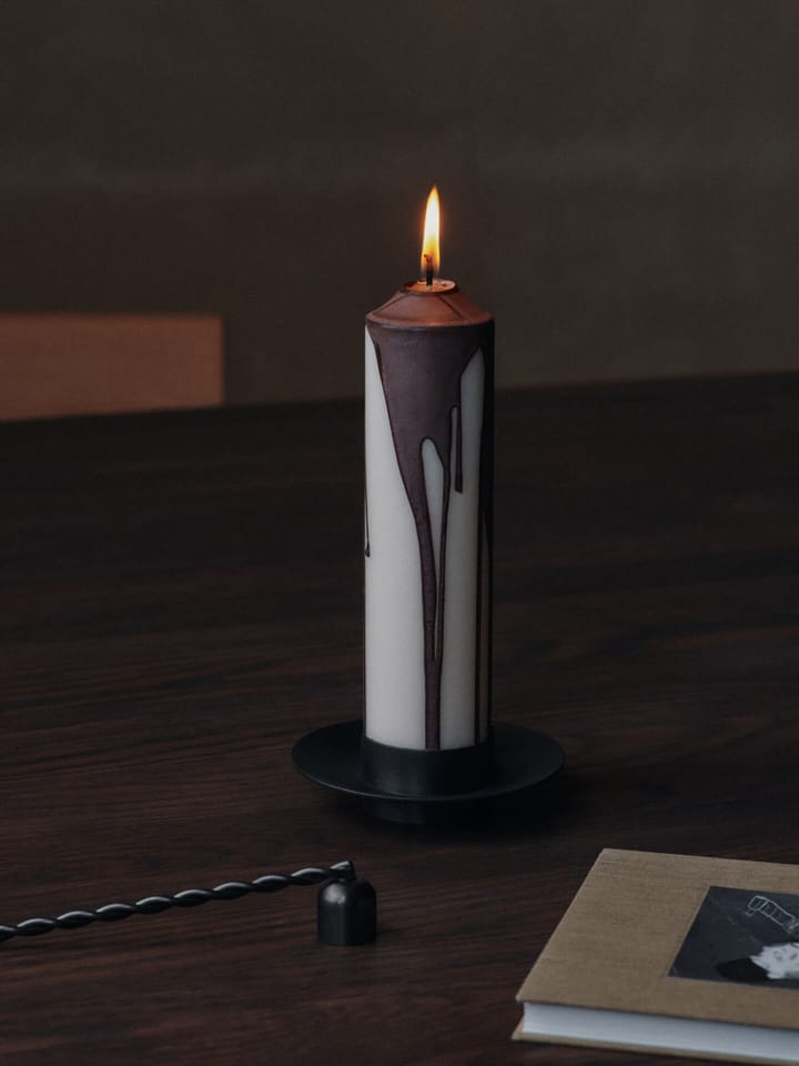 Bougie bloc Dryp, Dark Chocolate, 20 cm Ferm Living