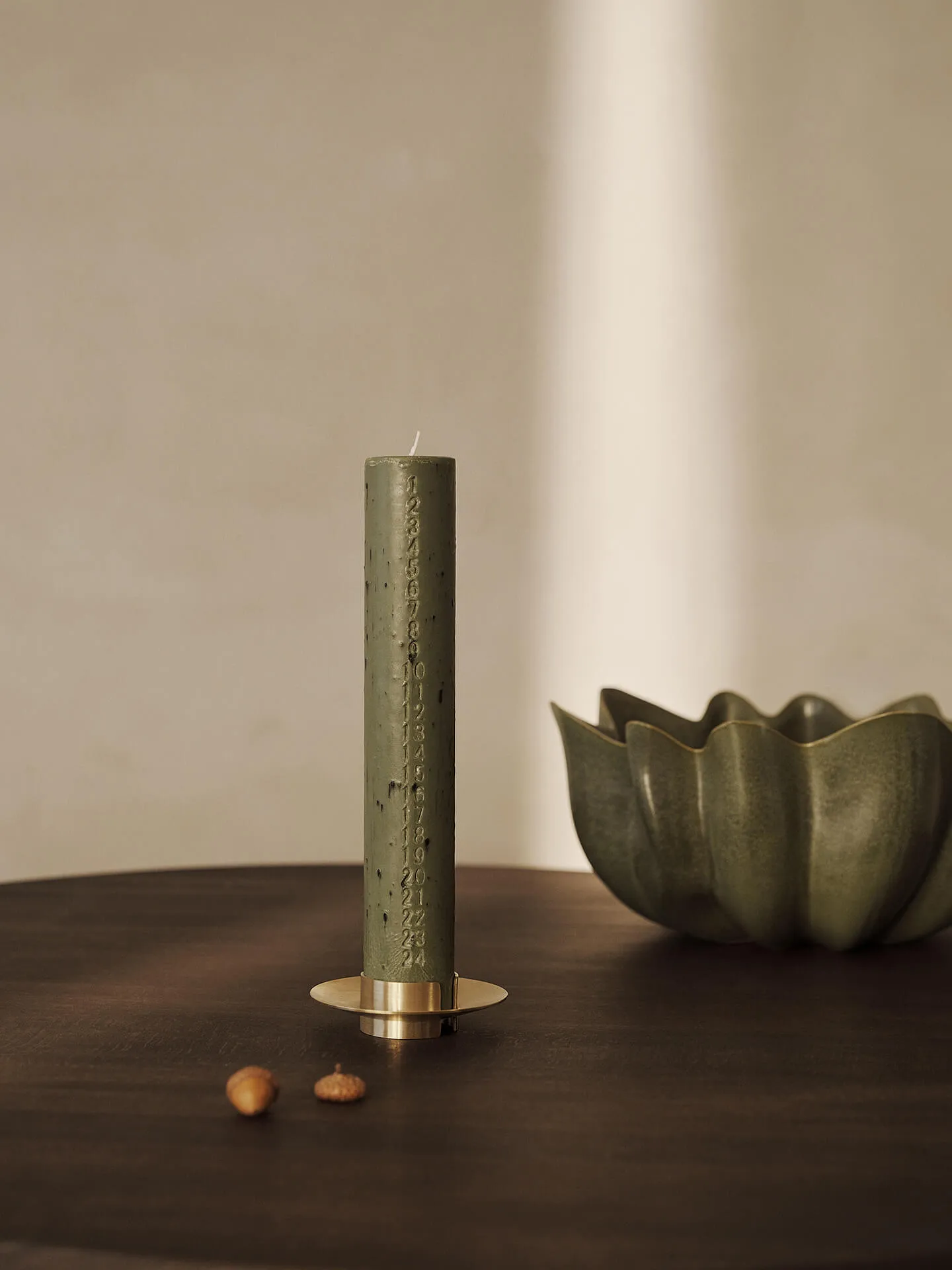 Bougie calendrier Mura, Artichoke green Ferm Living