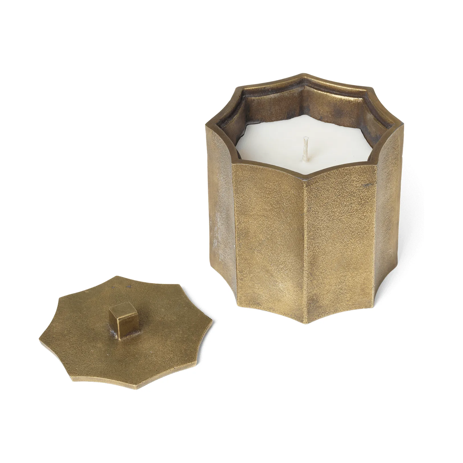 Bougie parfumée Otte 36 h, Brass finish Ferm Living