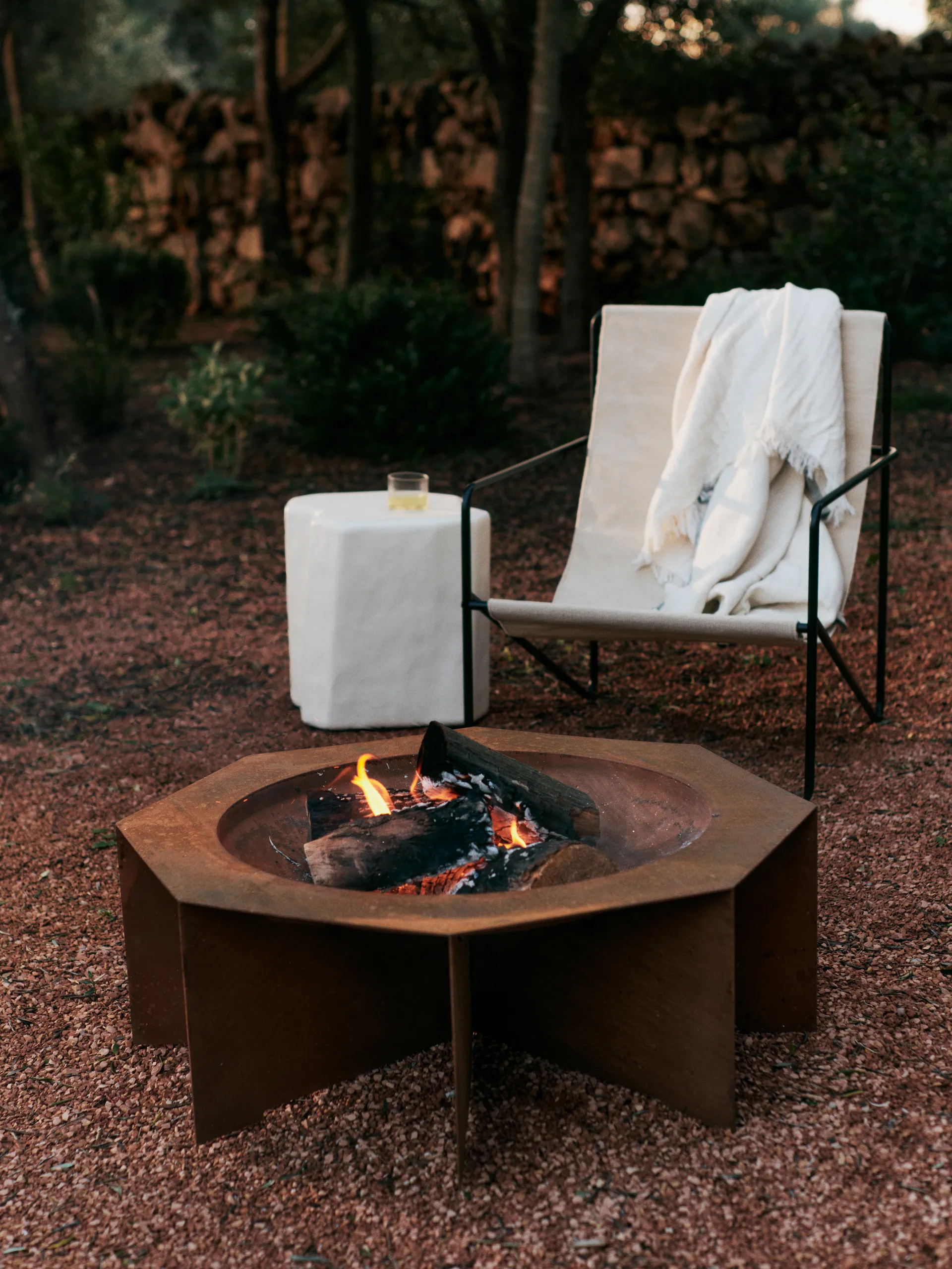 Brasero Otto fire pit, Rust, Ø85,5x29 cm Ferm Living