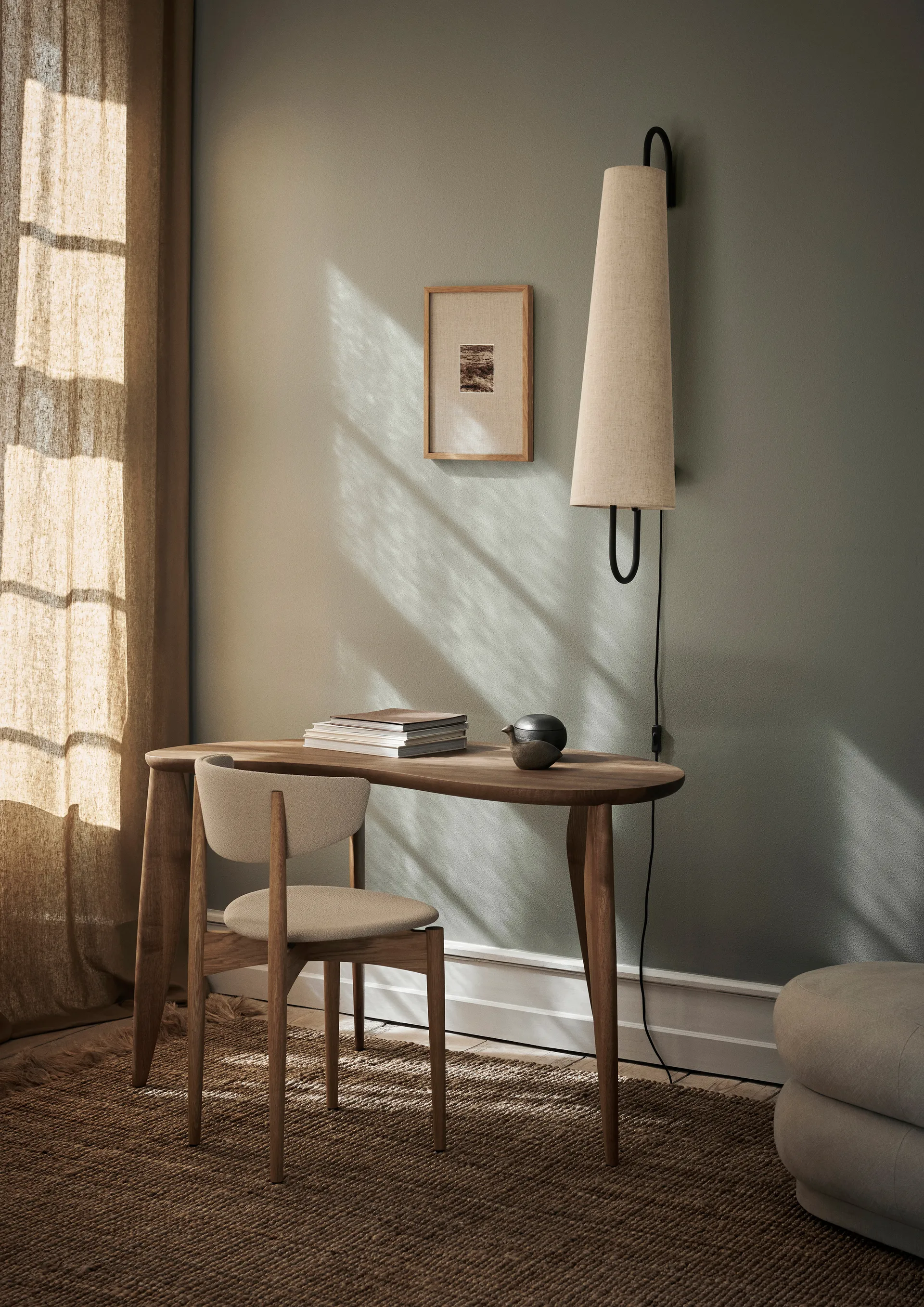 Bureau Feve 60x117 cm, Walnut Ferm Living