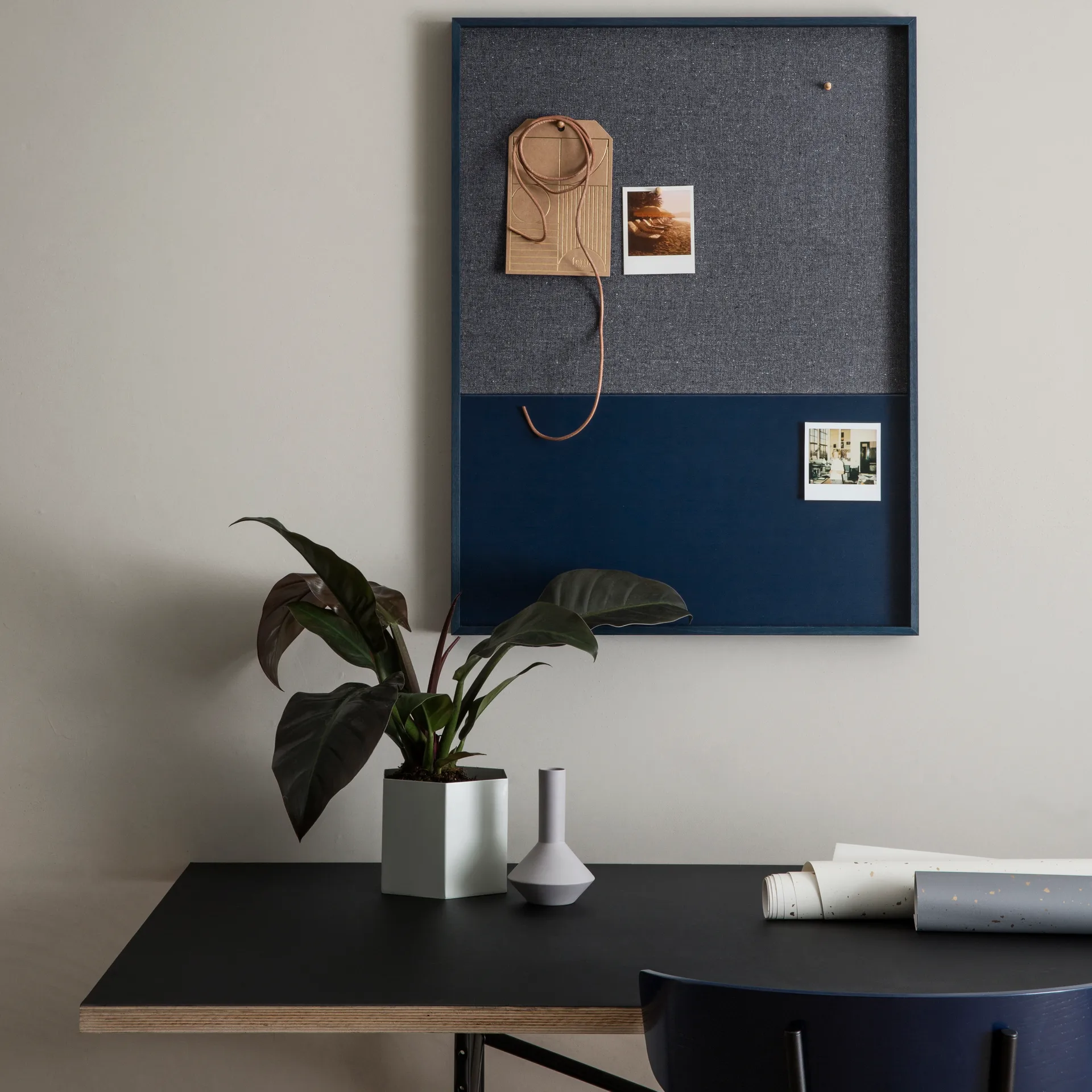 Cache-pot Hexagon grey (gris), XL Ferm Living