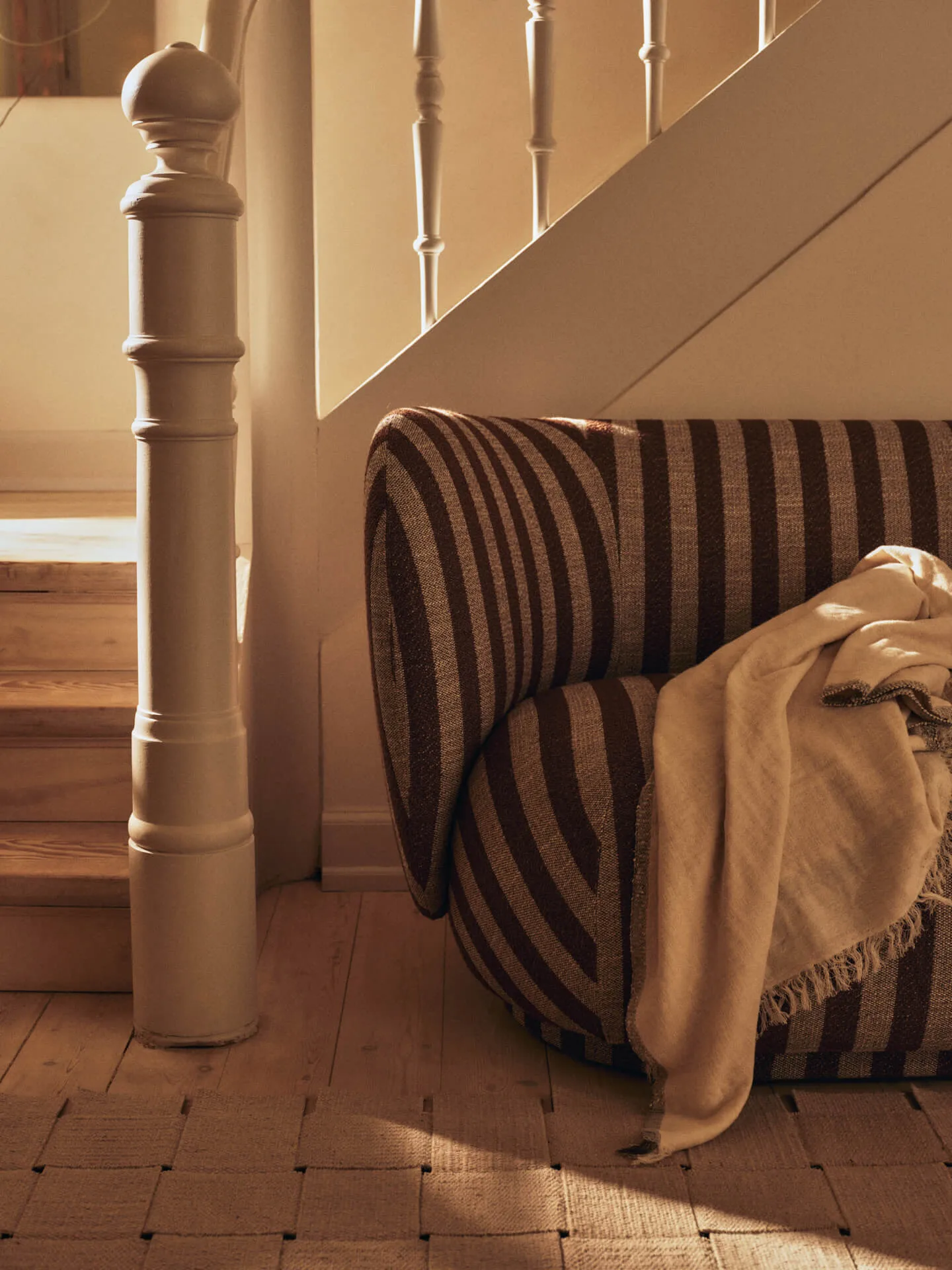 Canapé Rico 2 places, Louisiana, Sand-chocolate Ferm Living