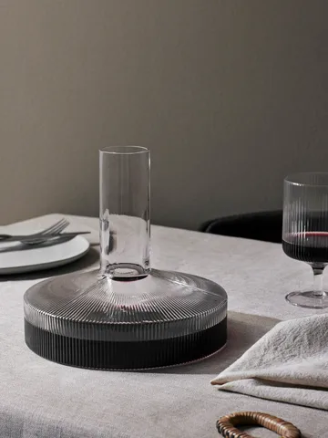Carafe et verre Ripple 17 pièces - Clair - Ferm Living