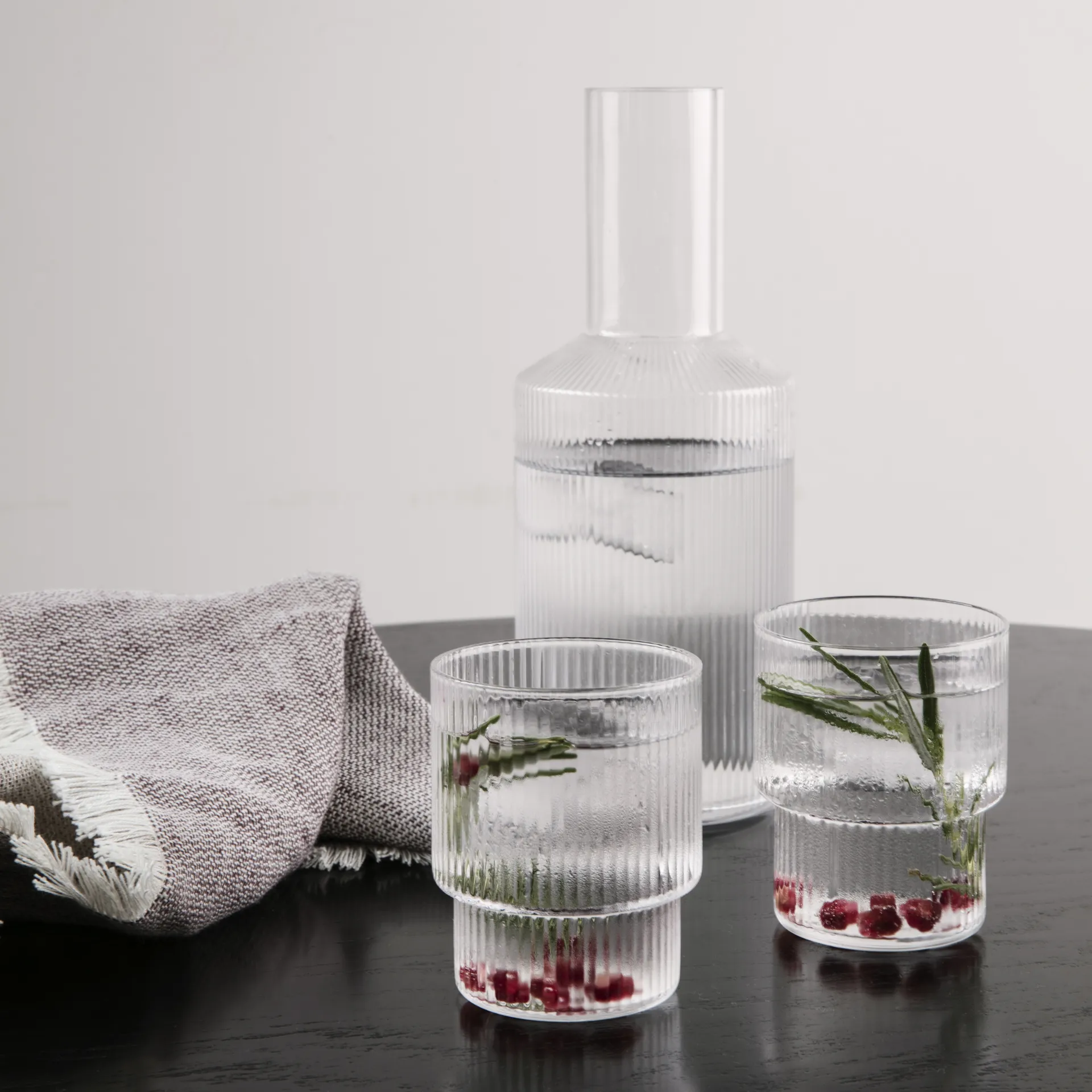 Carafe Ripple, transparent Ferm Living
