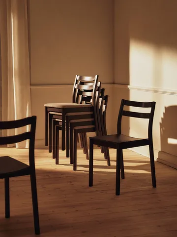 Chaise Boda - Chêne teinté foncé - Ferm Living