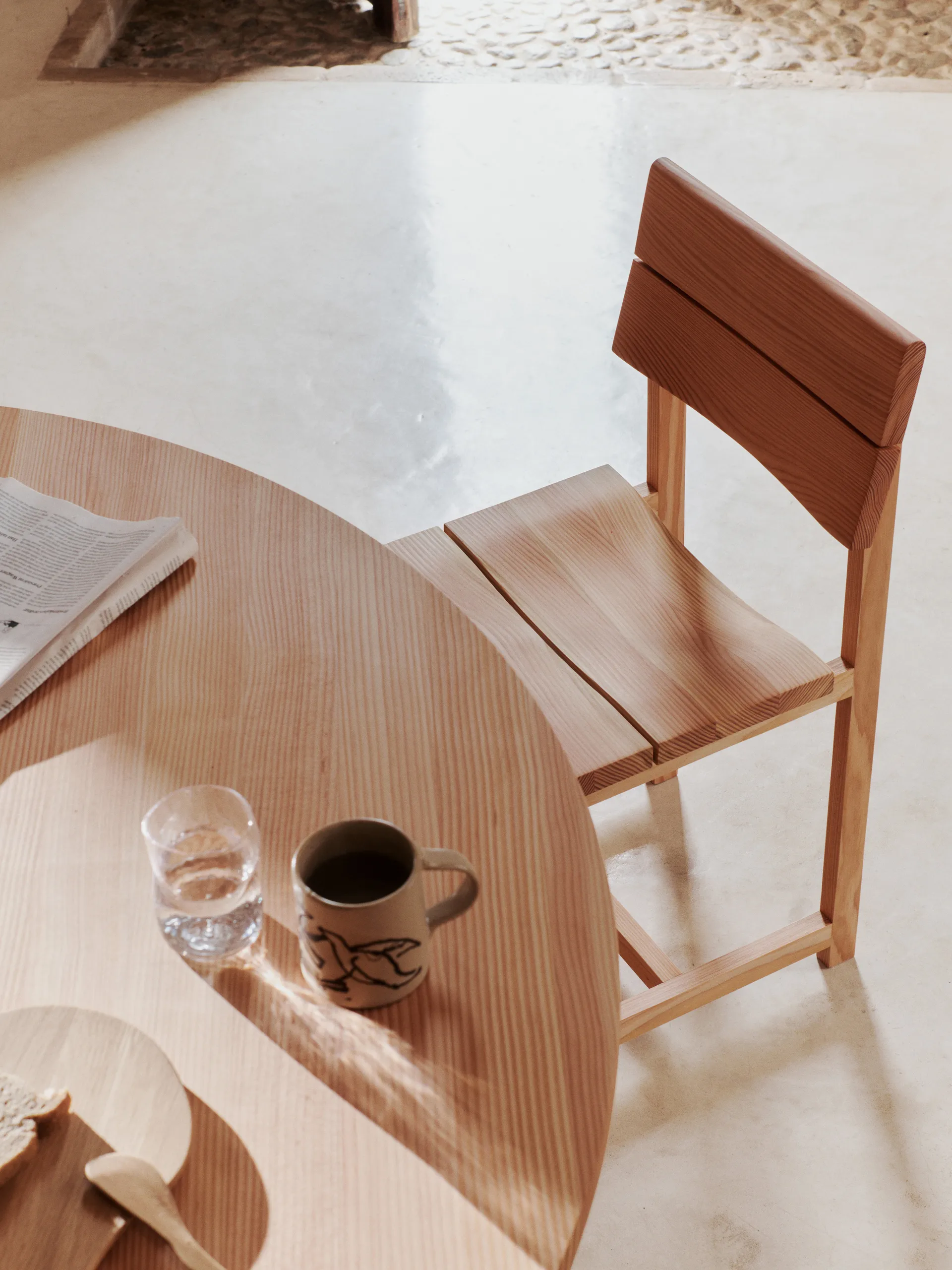 Chaise Visit dining, Douglas sapin Ferm Living