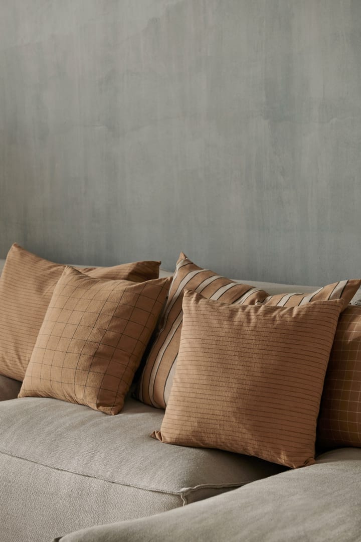 Coussin Brown 50x50 cm, Grid Ferm Living