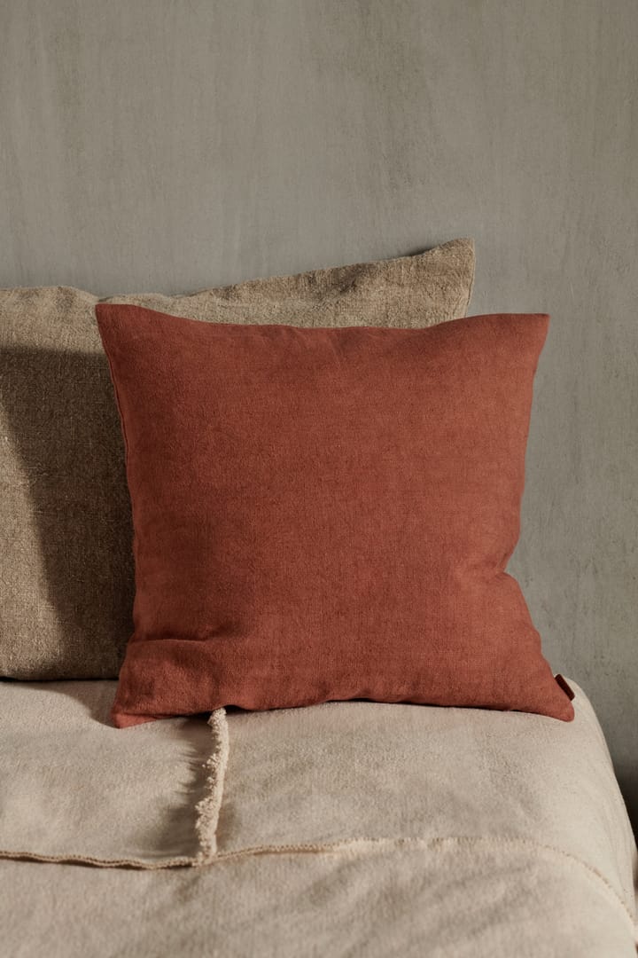 Coussin Heavy Linen 50x50 cm, Berry Red Ferm Living