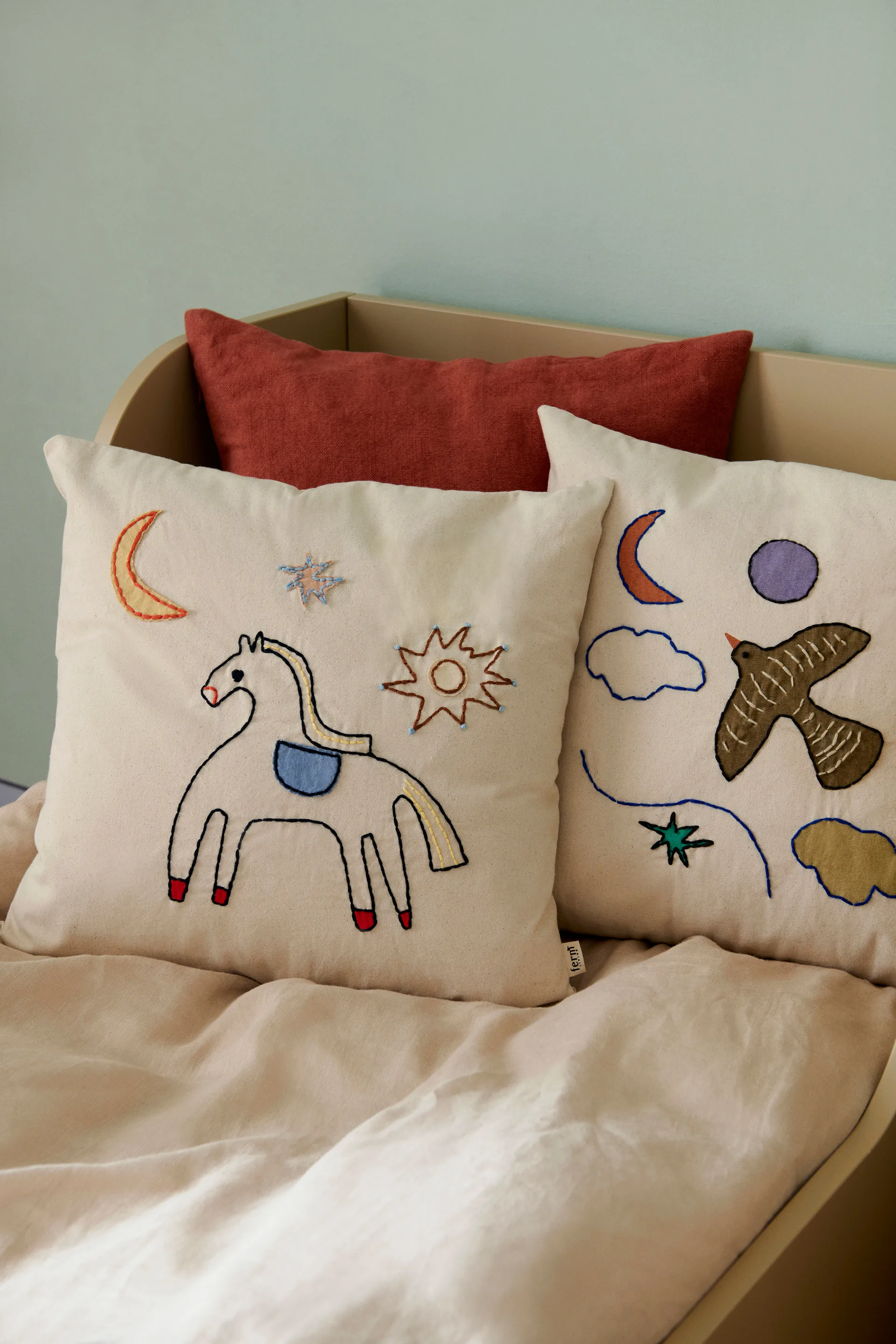 Coussin Naive 40x40 cm, Horse Ferm Living