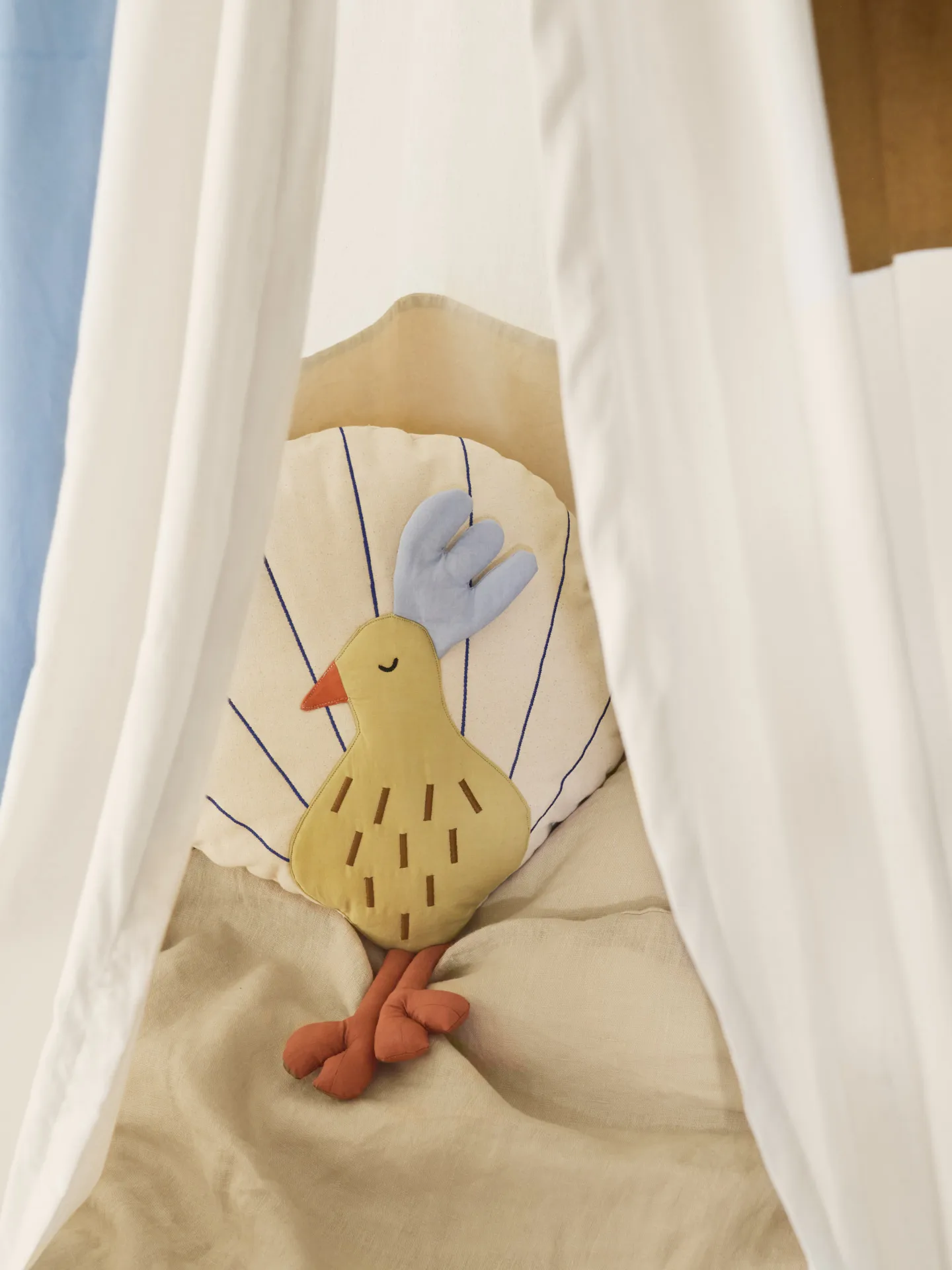 Coussin Peacock, Silver Fern-undyed Ferm Living