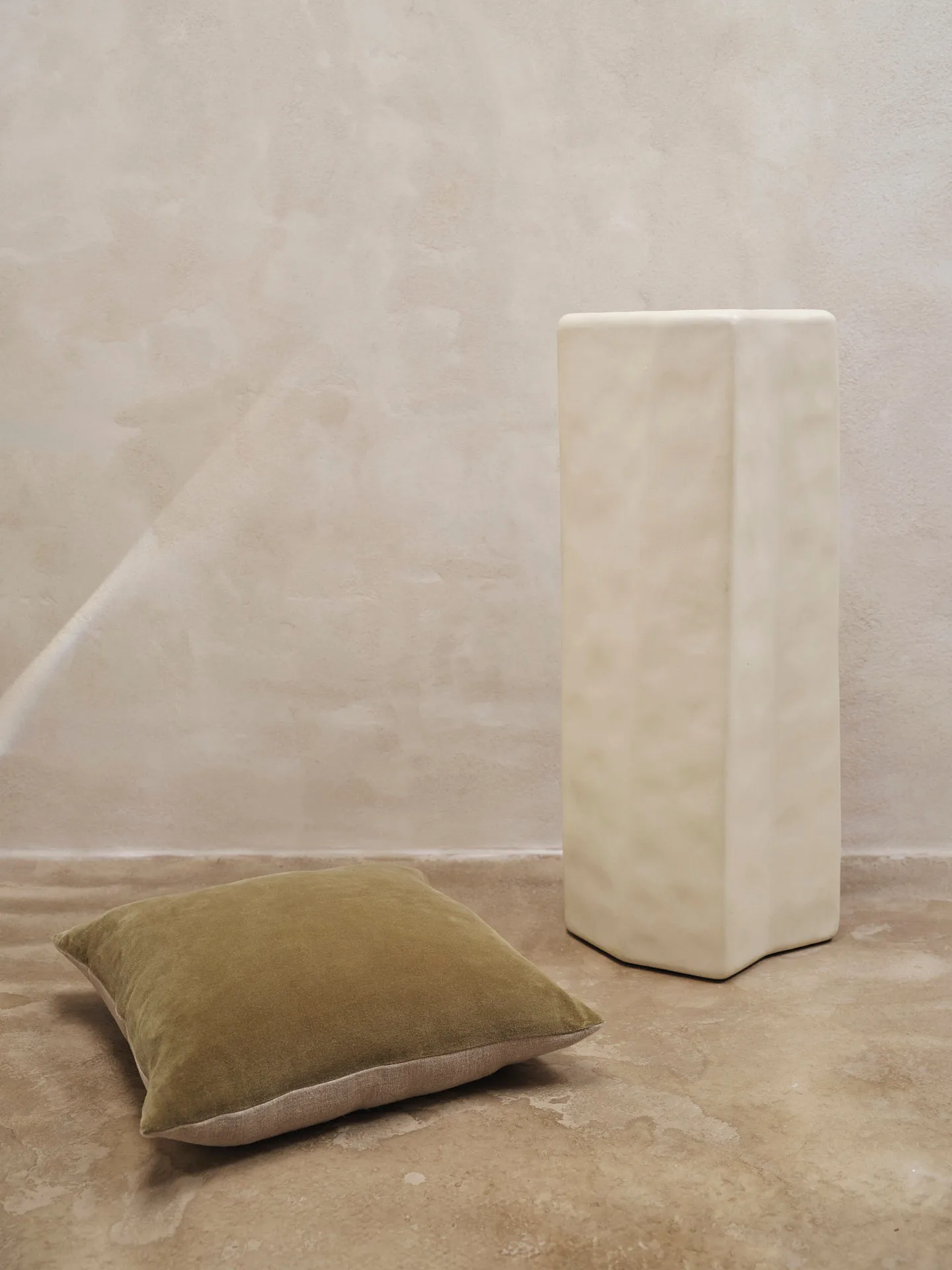 Coussin Senti 50x50 cm, Khaki Ferm Living