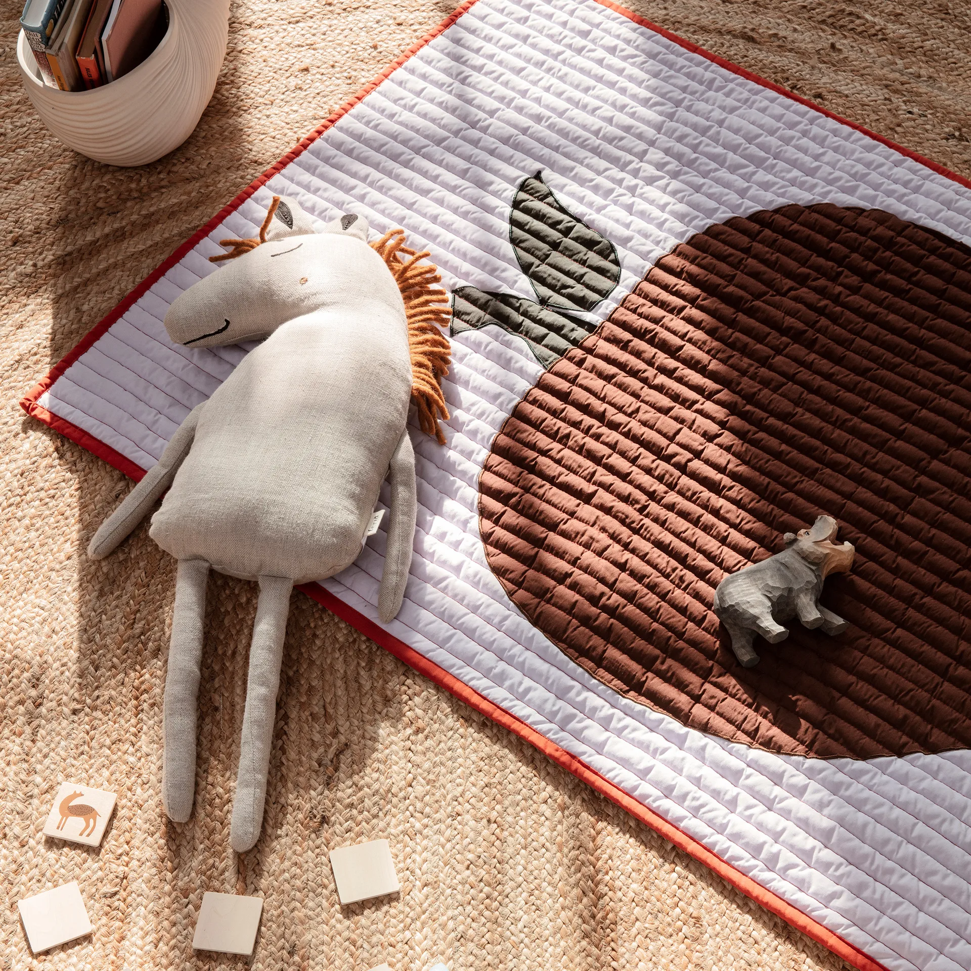 Couverture Apple 80x110 cm, Violet-rouge Ferm Living