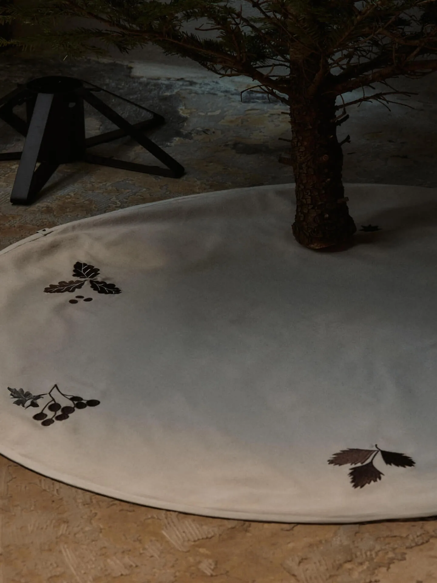 Couverture pour sapin de Noël Oak julgransmatta Ø120 cm, Natural Ferm Living