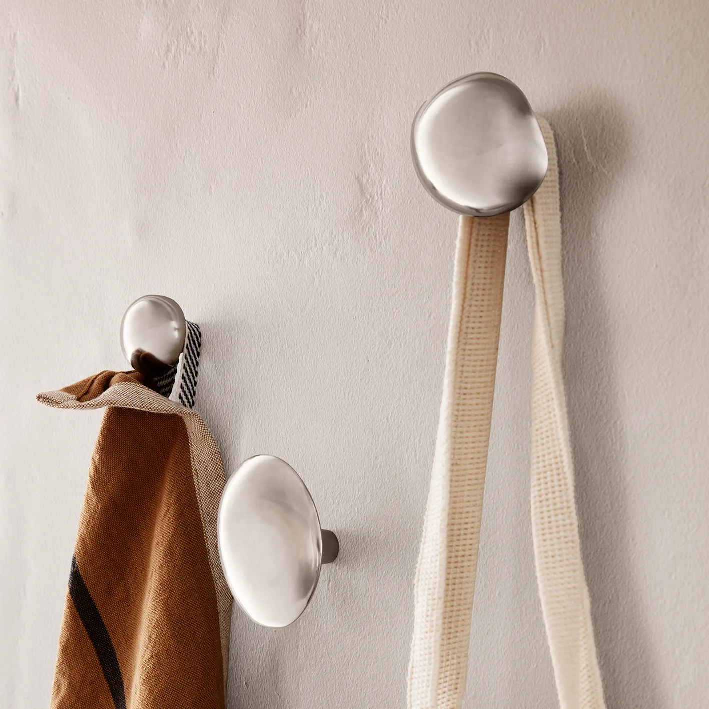 Crochet Chanterelle, Acier inoxydable Ferm Living
