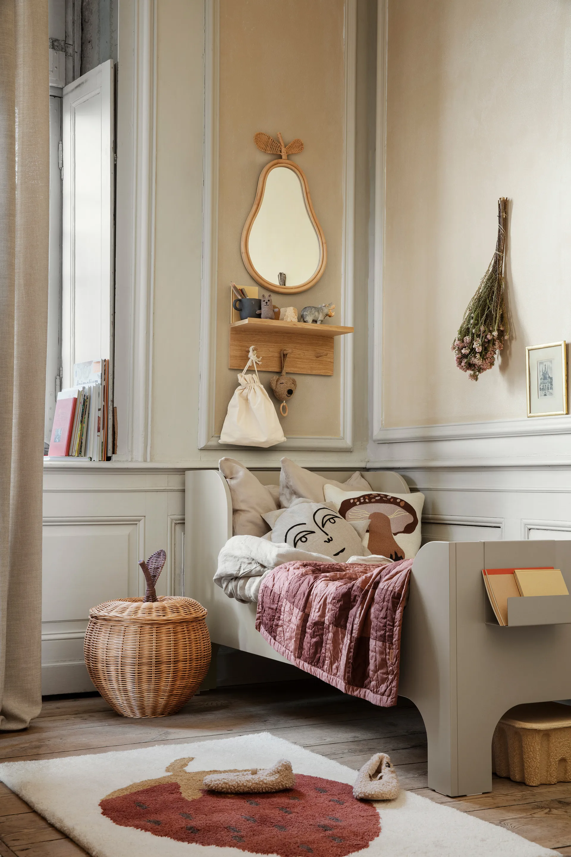 Étagère-patère à boutons Place Rack chêne, Small Ferm Living