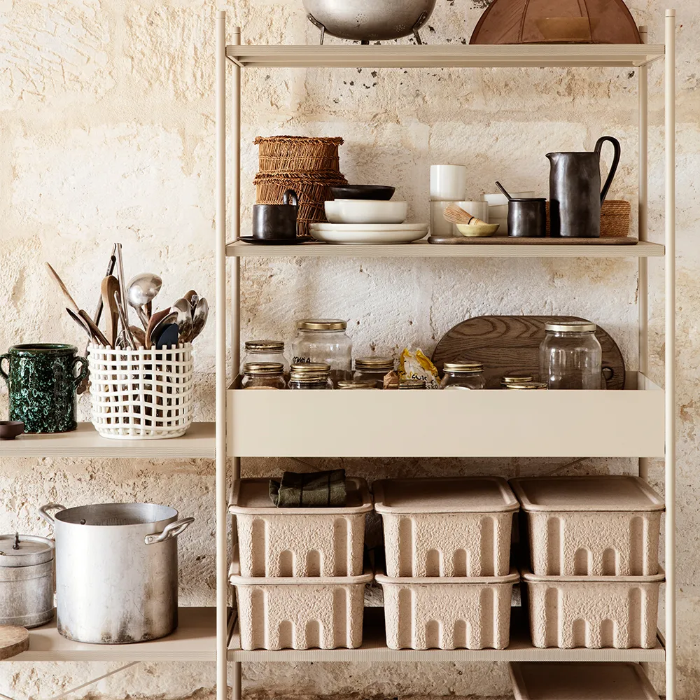 Étagère Perforated Punctual 90 cm, cashmere Ferm Living