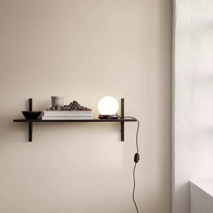 Étagère Sector L/S, Frêne noir-noir Ferm Living