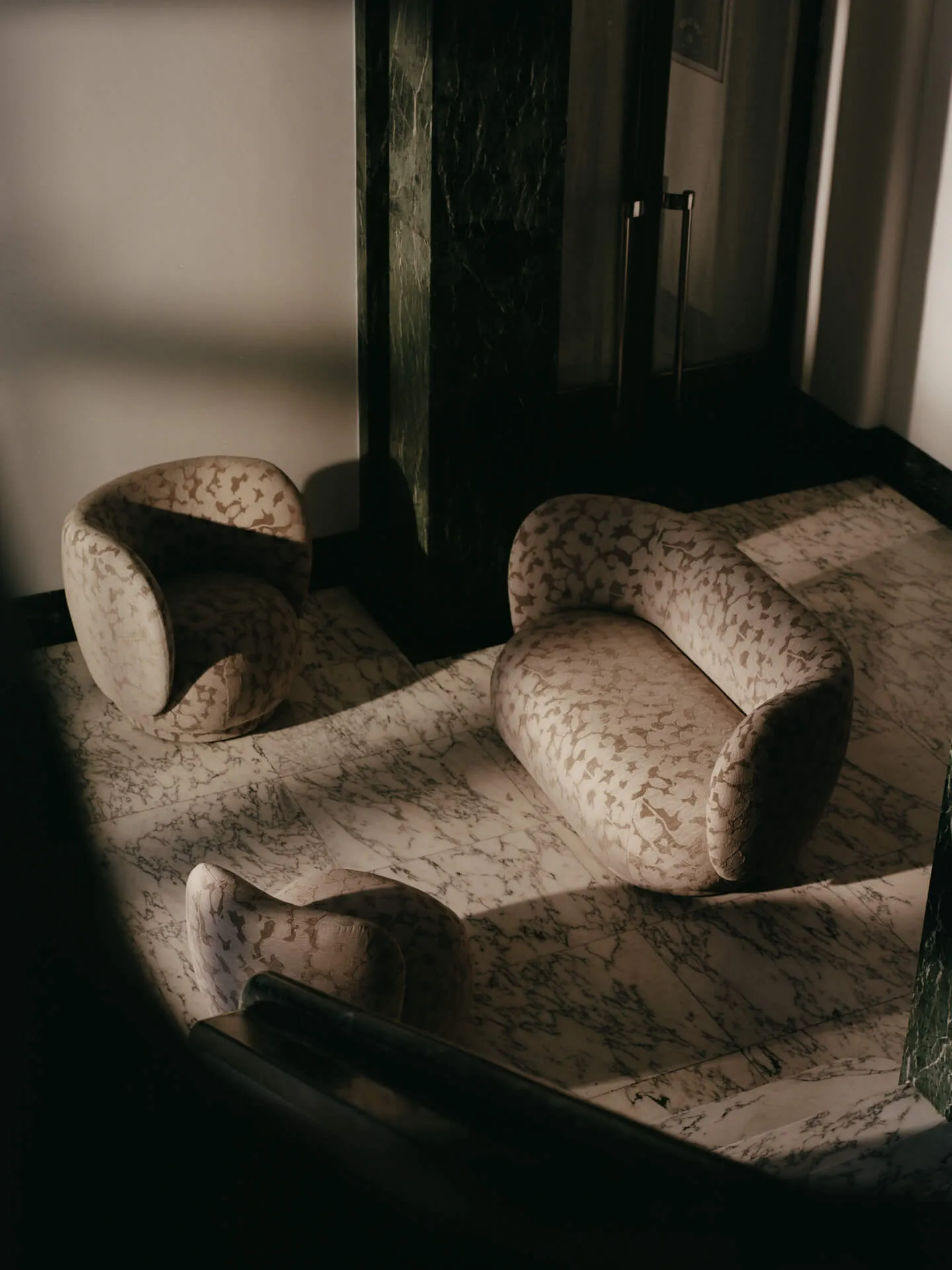 Fauteuil Rico lounge chair swivel, Cilla-Taupe Ferm Living