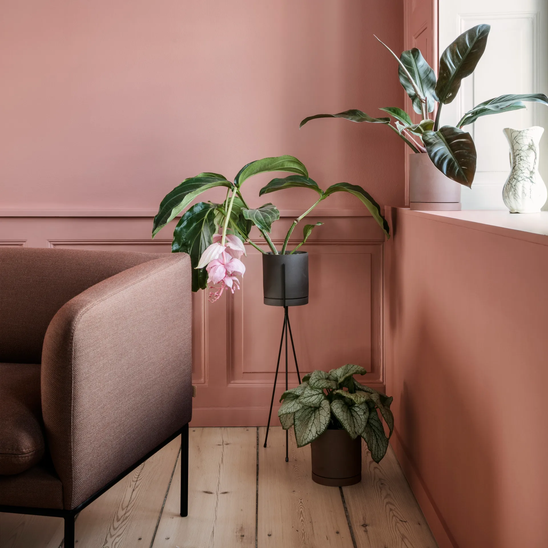 Grand pot de fleur Sekki Ø15.7 cm, charbon Ferm Living