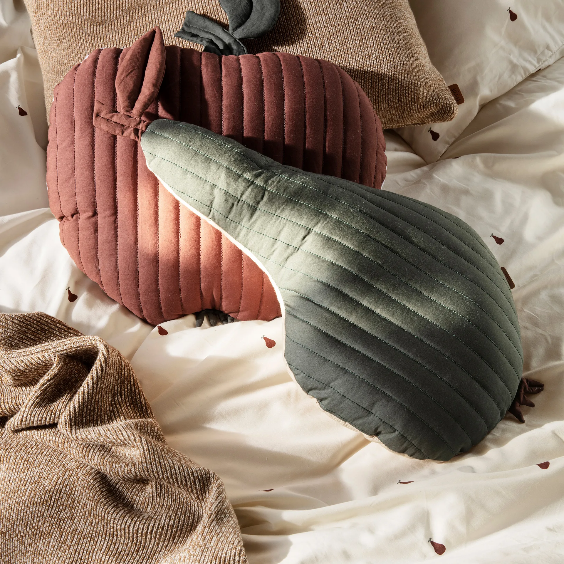 Housse de couette et taie d'oreiller Pear 140x200 cm, Off white-cinnamon Ferm Living