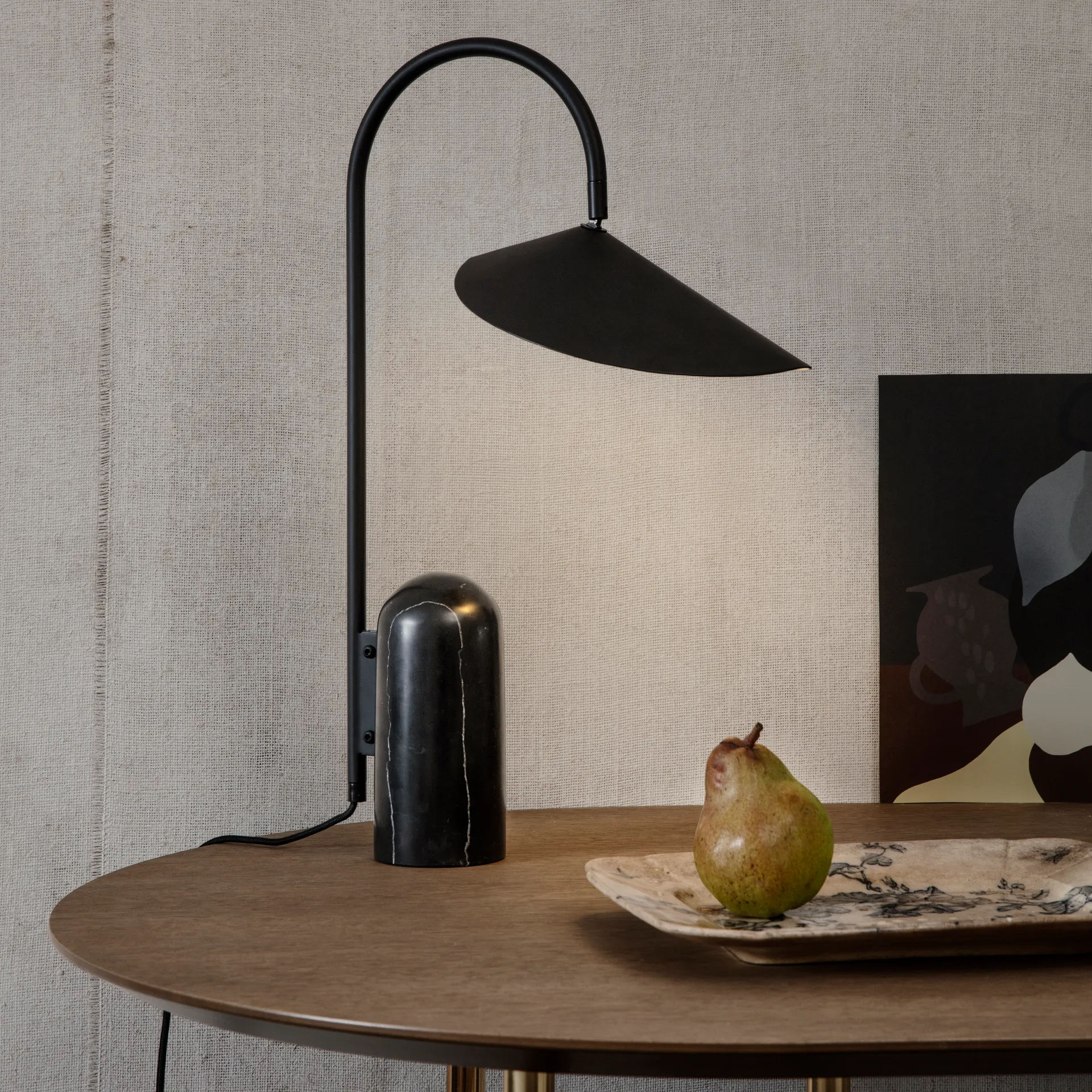 Lampe de table Arum, Noir Ferm Living