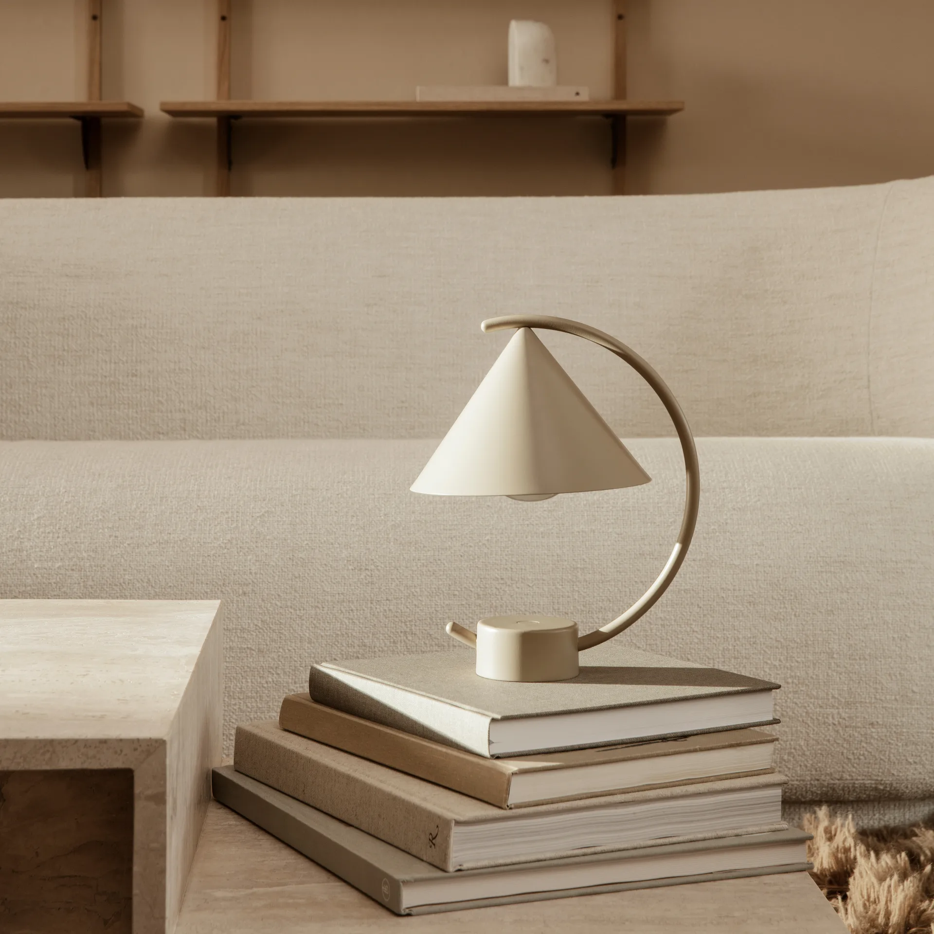 Lampe de table Meridian, Cashmere Ferm Living