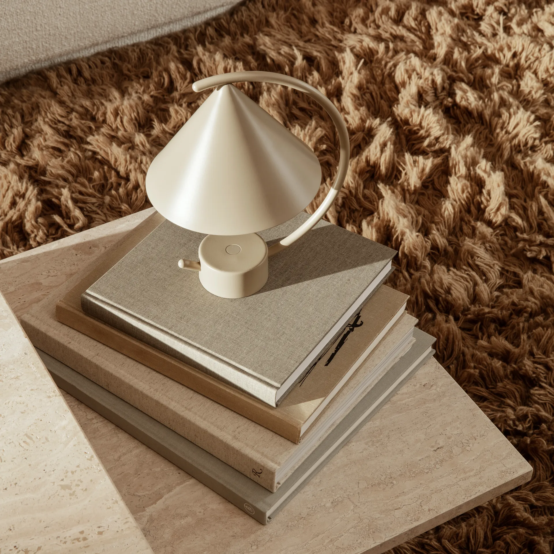 Lampe de table Meridian, Cashmere Ferm Living