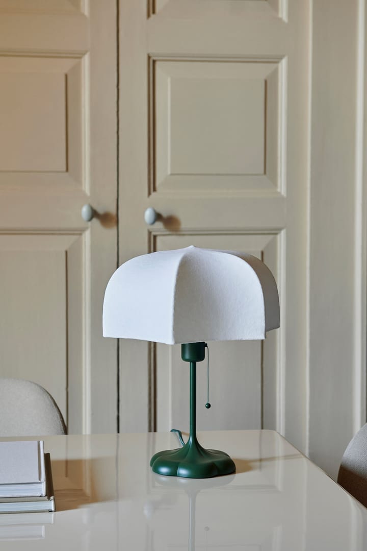 Lampe de table Poem Ø 30x42 cm - White-grass green - ferm LIVING