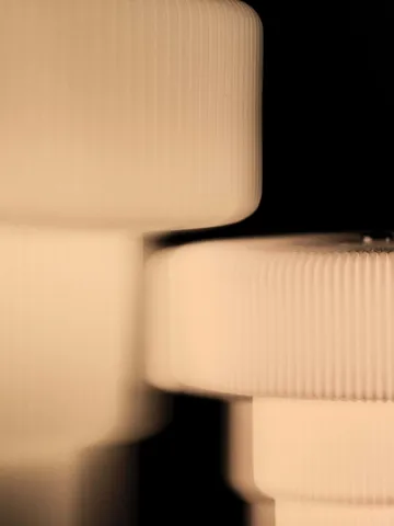 Lampe de table portable Ripple - Blanc, 16,5 cm - Ferm Living