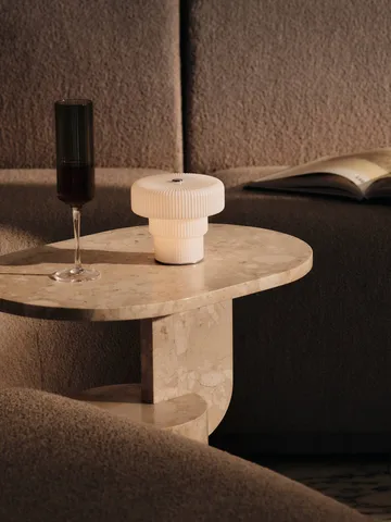 Lampe de table portable Ripple - White, 10cm - Ferm Living