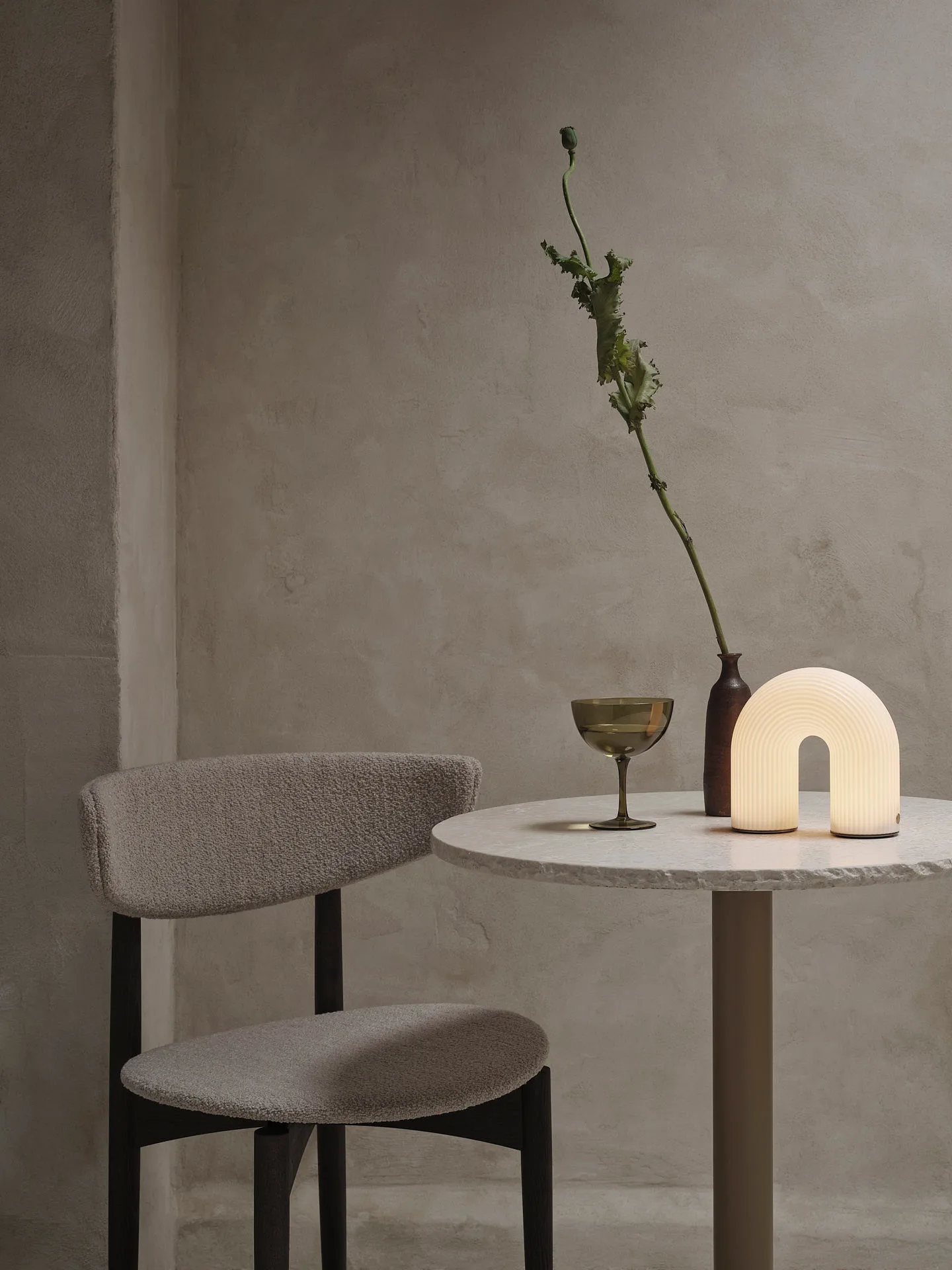 Lampe de table Vuelta portable, White Ferm Living