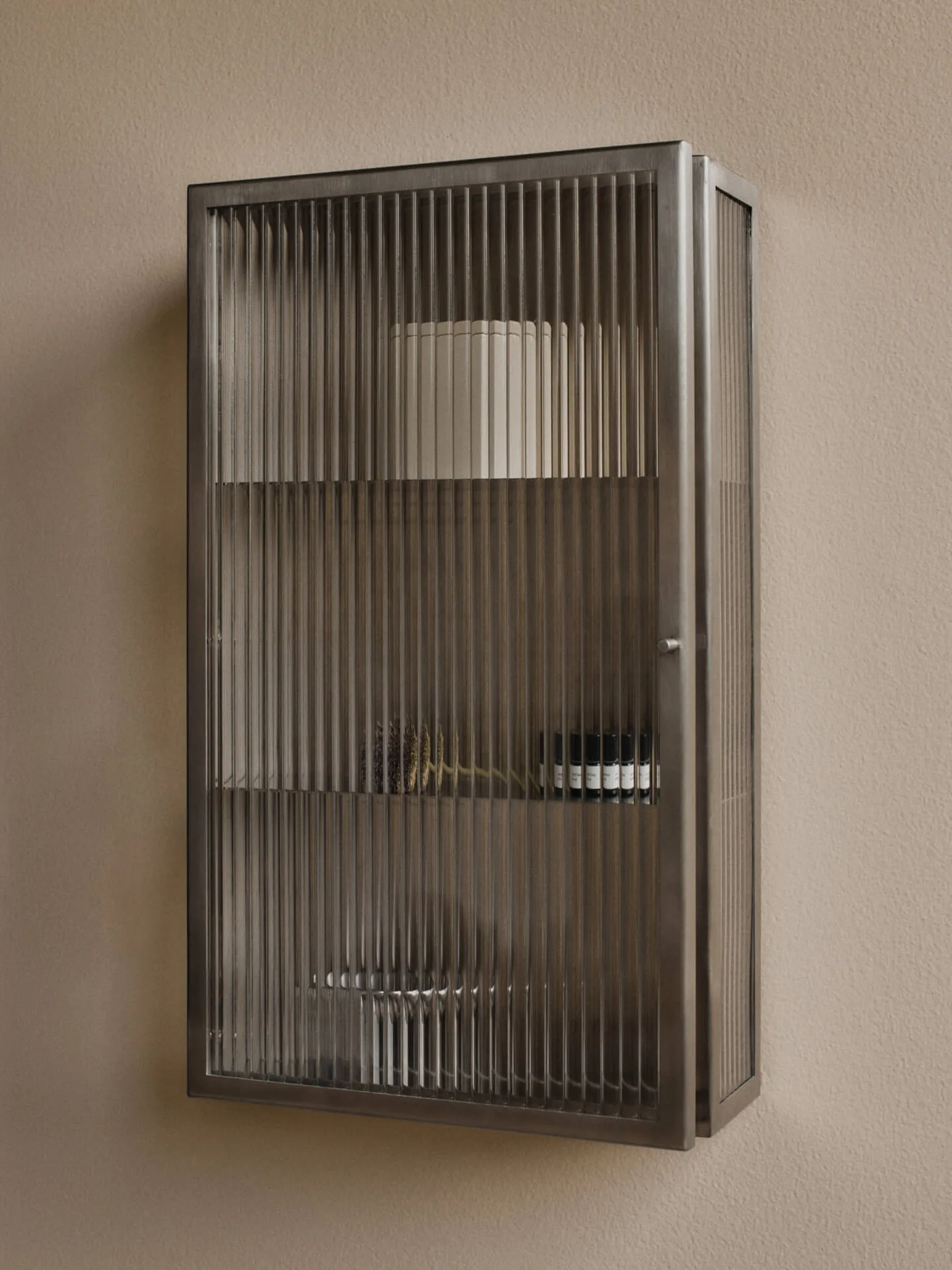 Placard mural Haze, Reeded glass - stainless steel Ferm Living